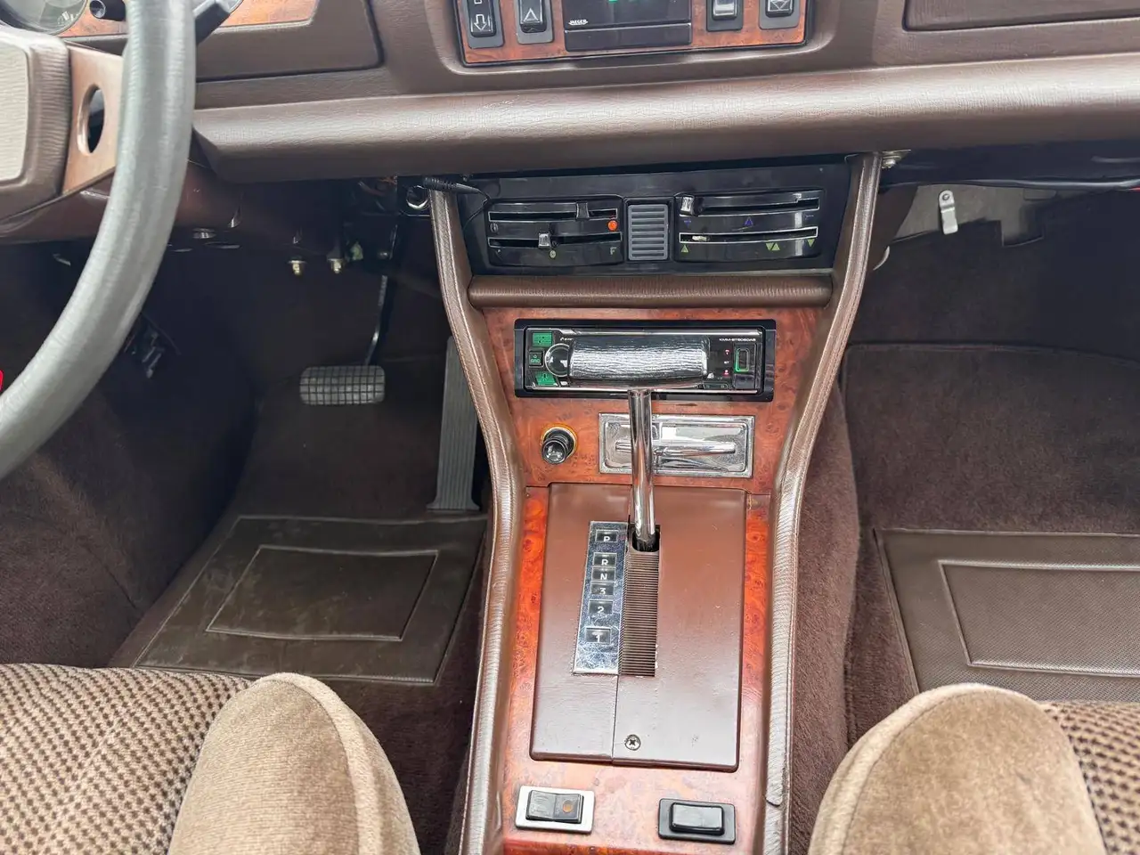 Peugeot 504 2.0 Coupé Inj., foto 10