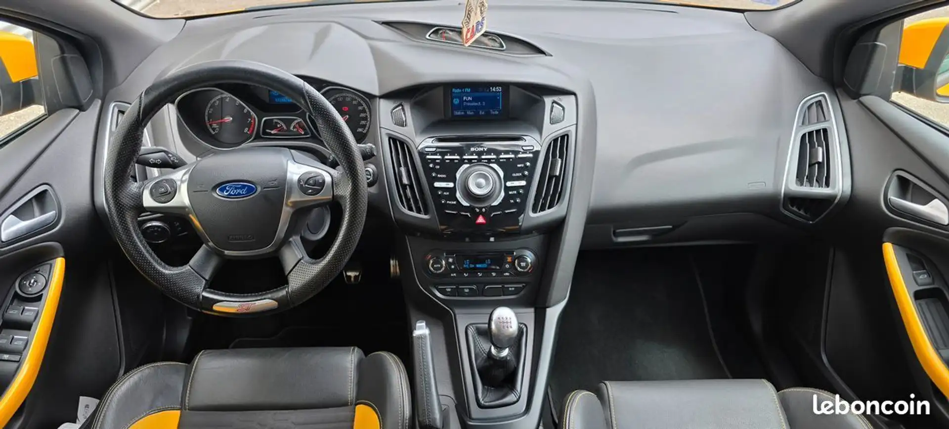 Ford Focus ST 2.0 EcoBoost 250 cv Jaune - 2