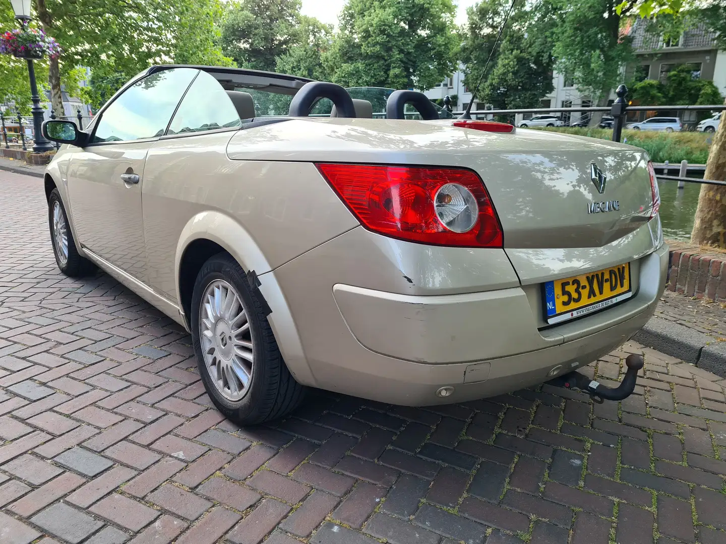 Renault Megane Cabriolet 2.0-16V Privilège Beige - 2