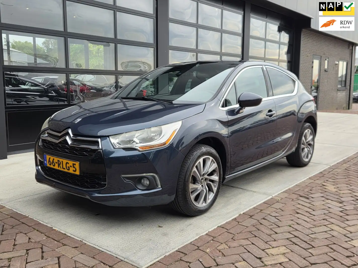Citroen DS4 1.6 VTi So Chic | 1/2 Leer | Navi | Clima | Cruise Blauw - 1