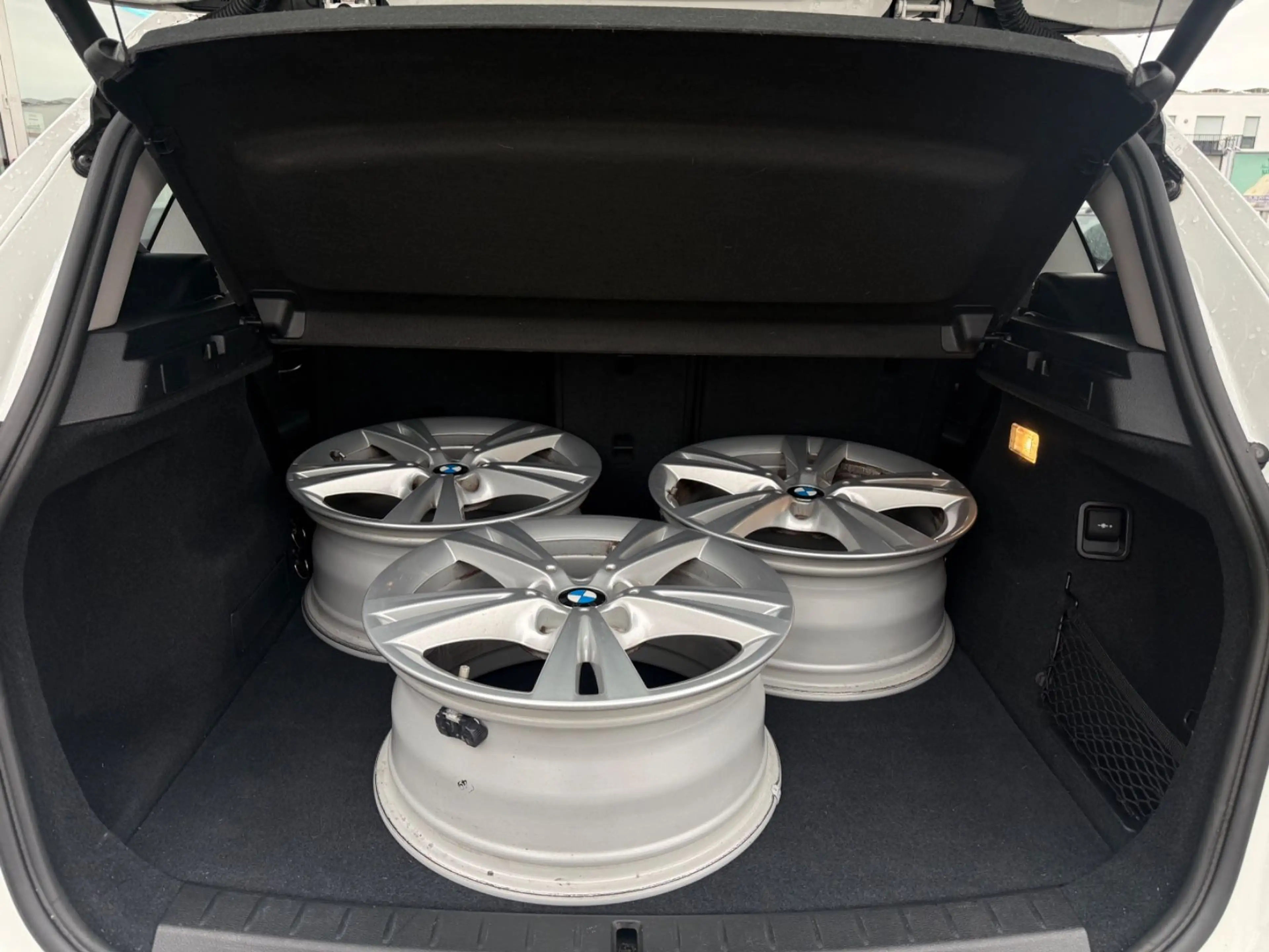 BMW 218 218 d Active Tourer Advantage Aut./NAVI/SHZ/AHK — photo 15