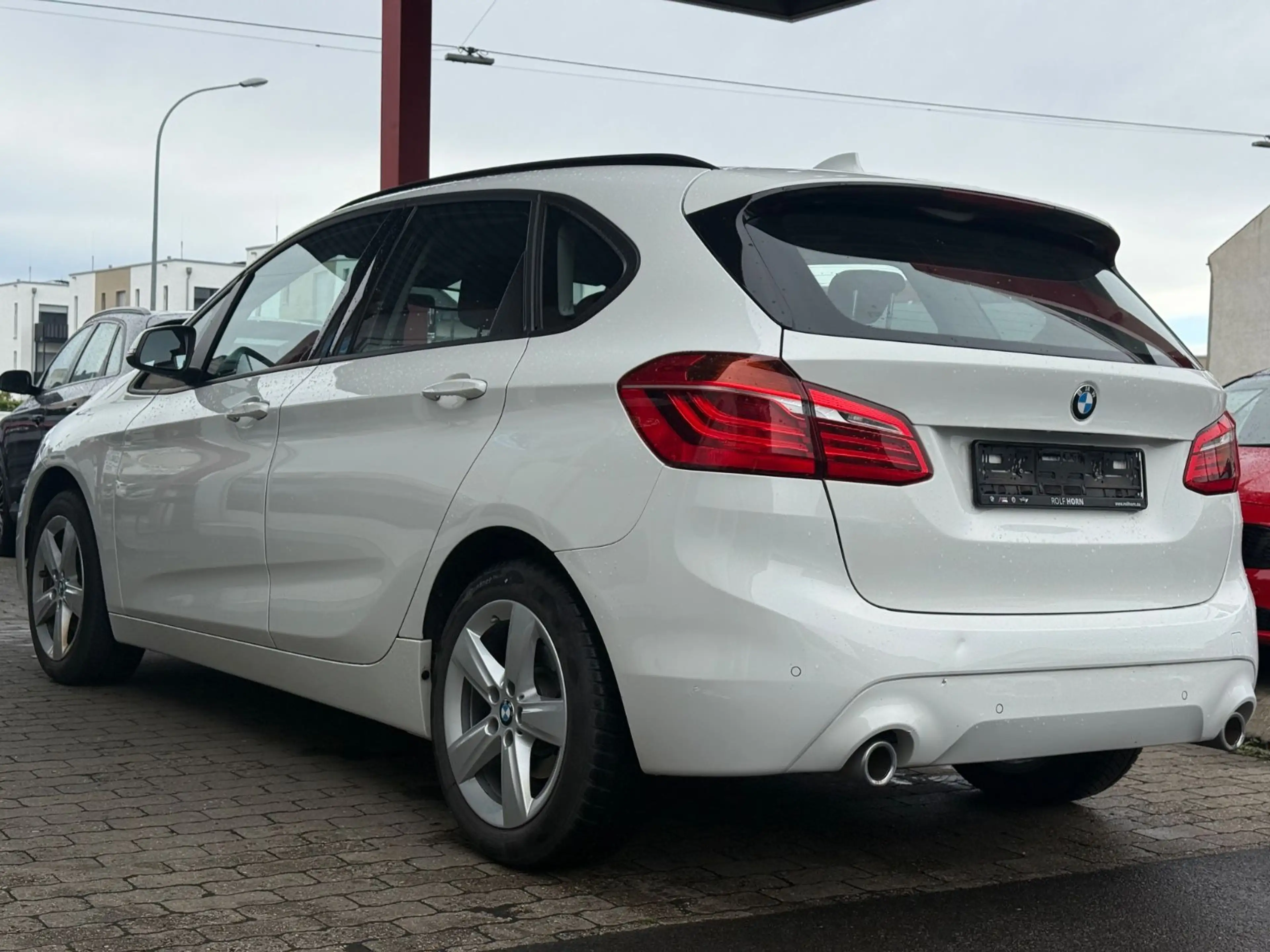 BMW 218 218 d Active Tourer Advantage Aut./NAVI/SHZ/AHK — photo 6
