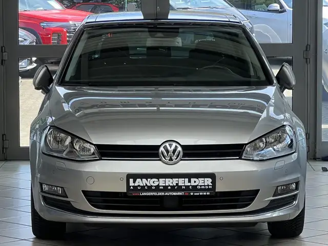 Volkswagen Golf view 9
