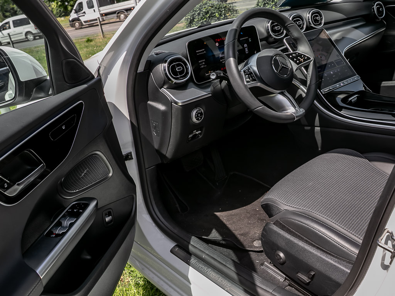 Mercedes-Benz C 180 Avantgarde Kamera AMG LED Lenkradheizung — photo 9