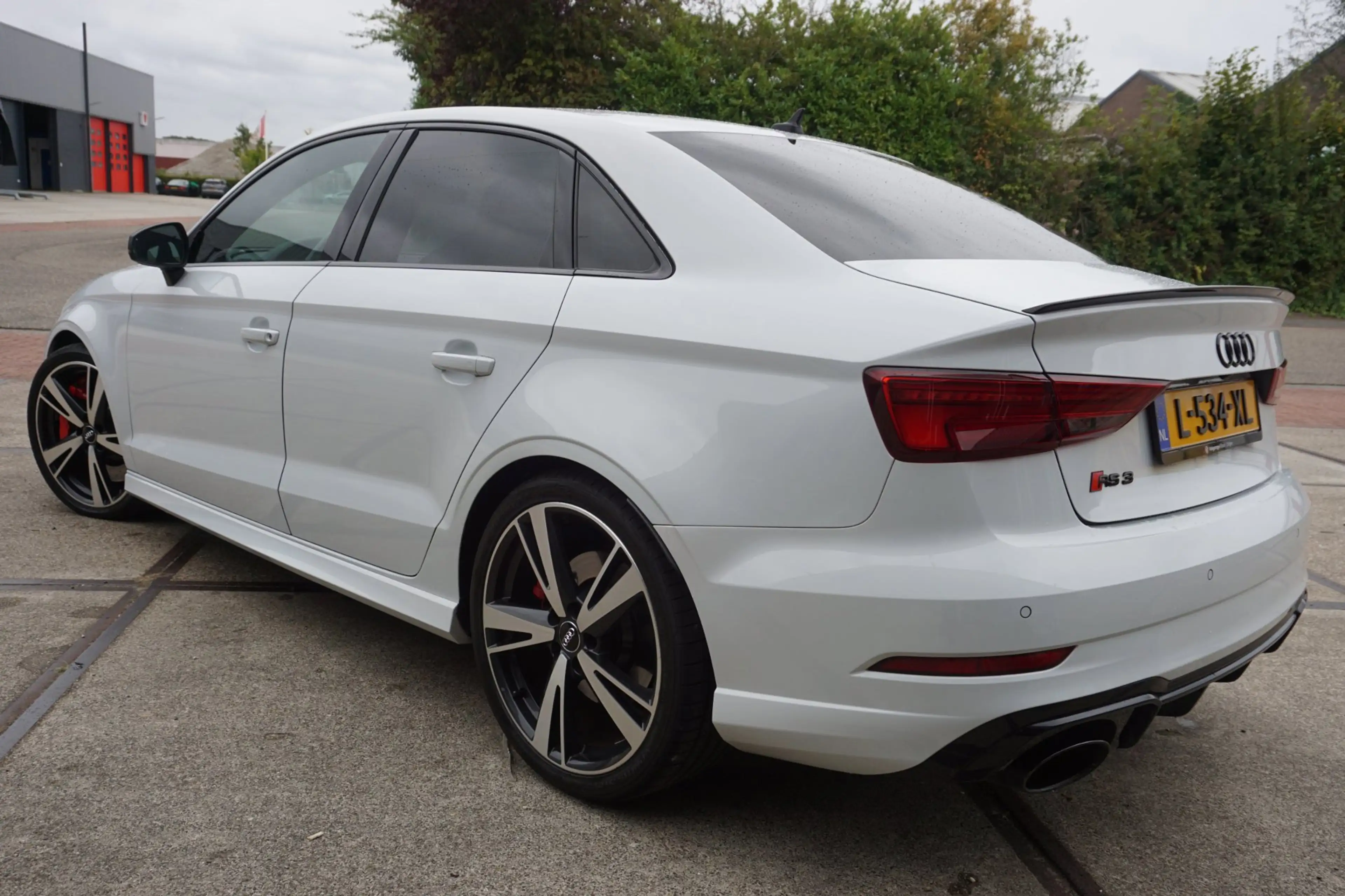 Audi RS3 Limousine 2.5 TFSI quattro — photo 24