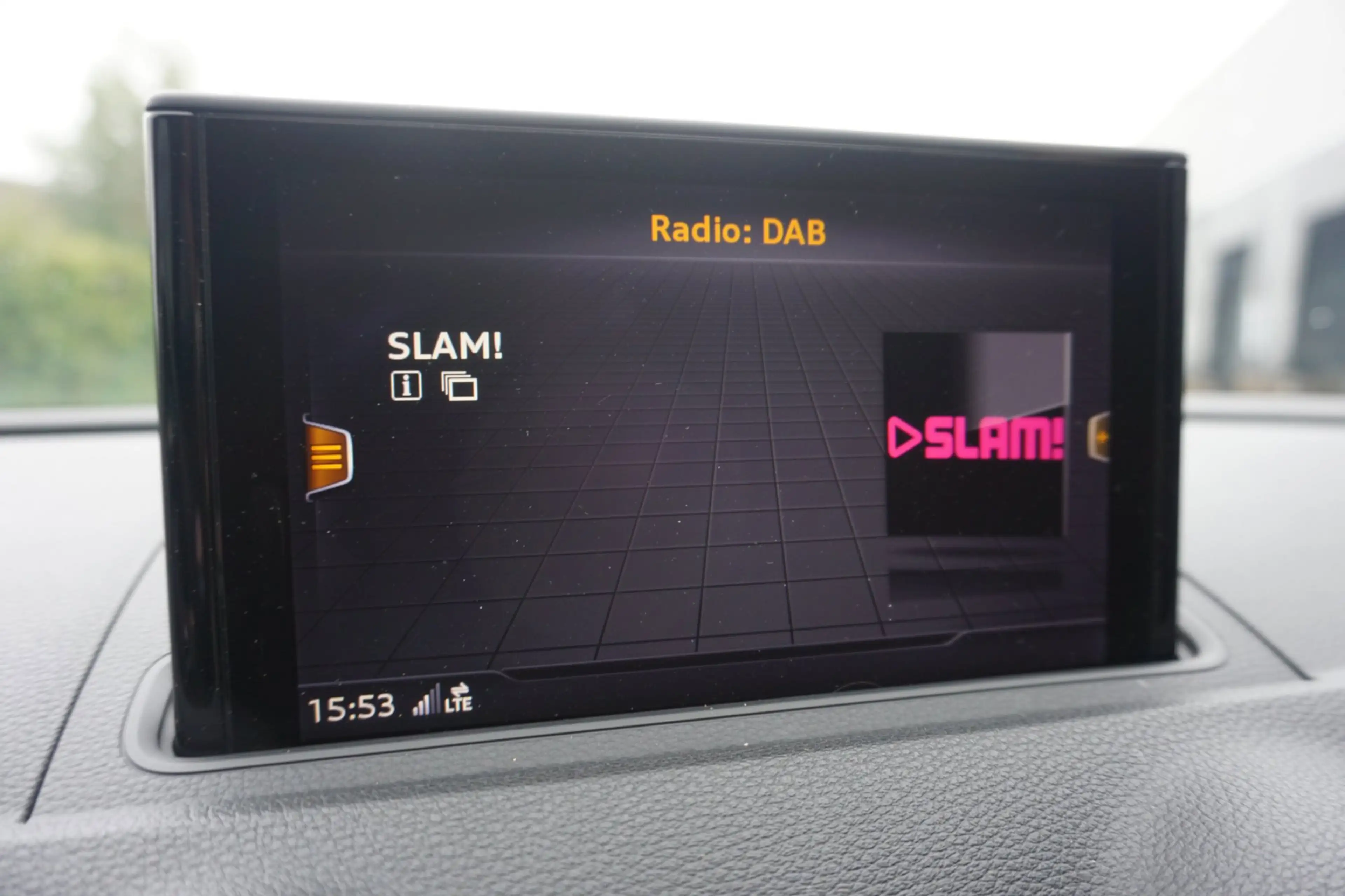 Audi RS3 Limousine 2.5 TFSI quattro — photo 17