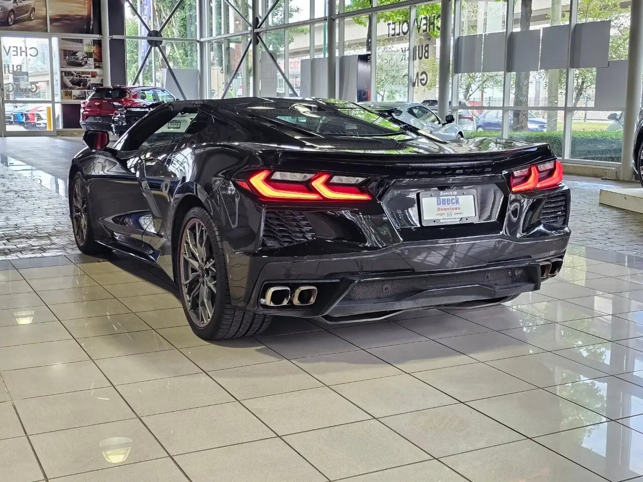 Chevrolet Corvette снимка Chevrolet Corvette