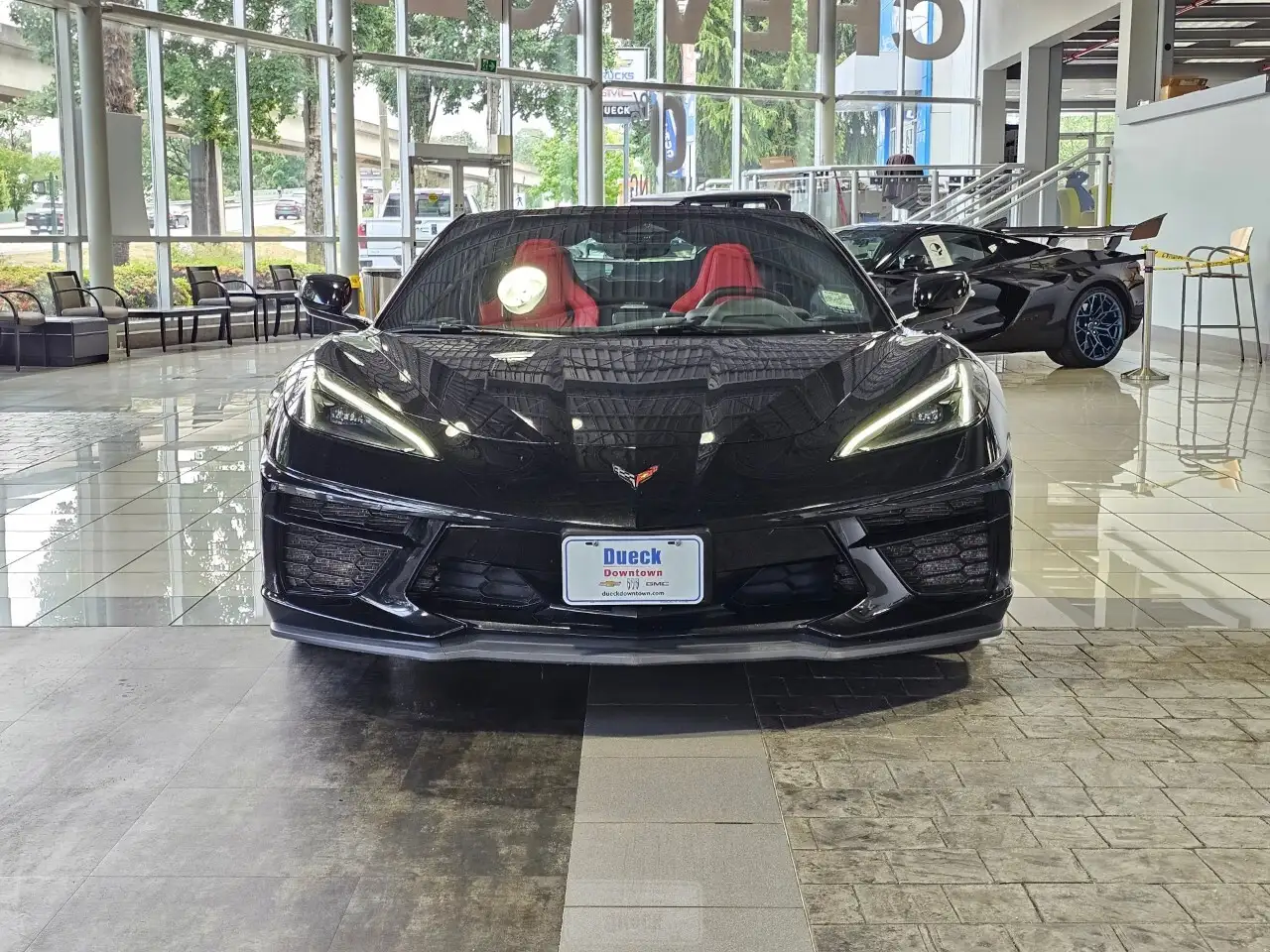Chevrolet Corvette снимка Chevrolet Corvette