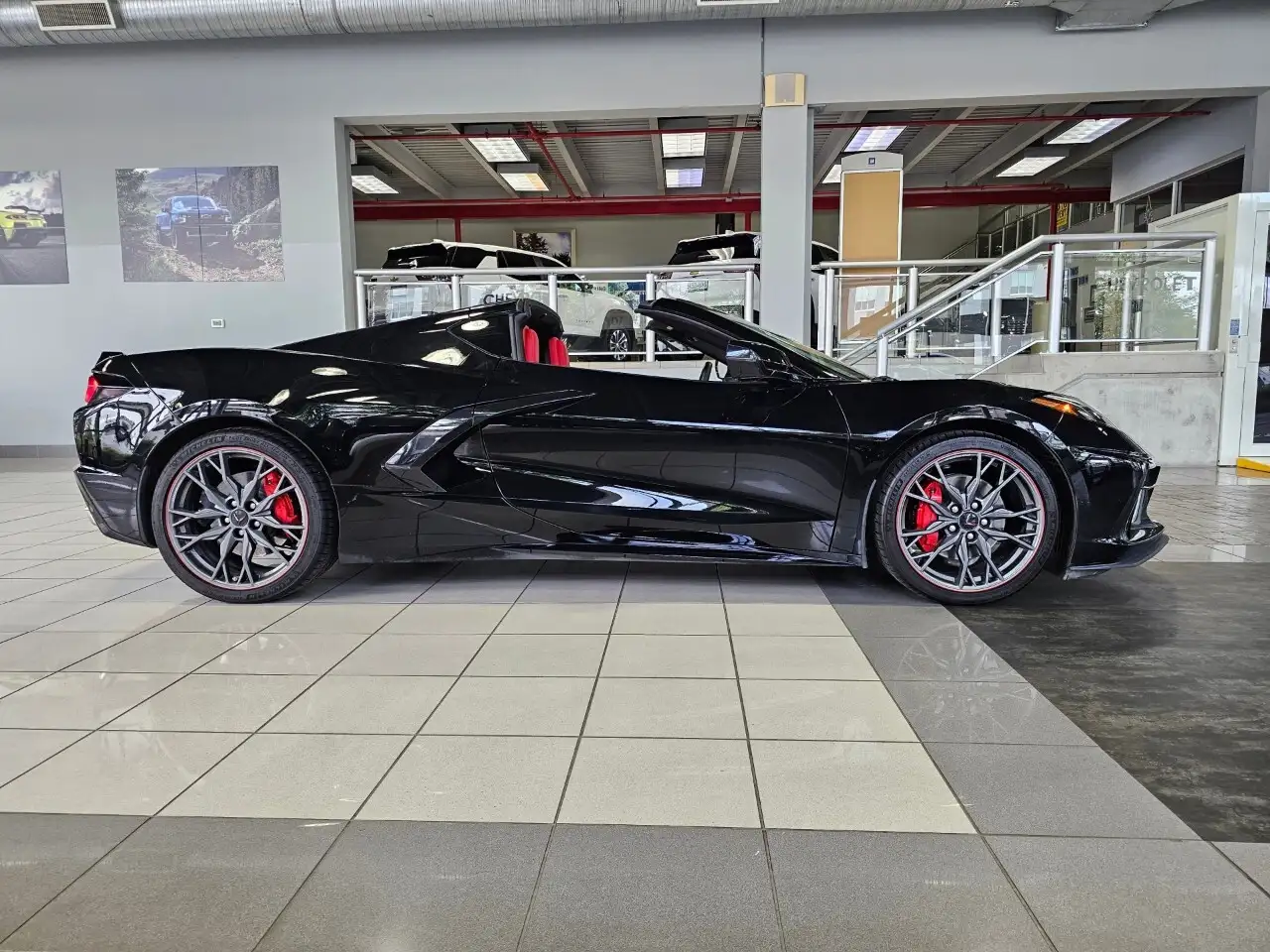 Chevrolet Corvette снимка Chevrolet Corvette