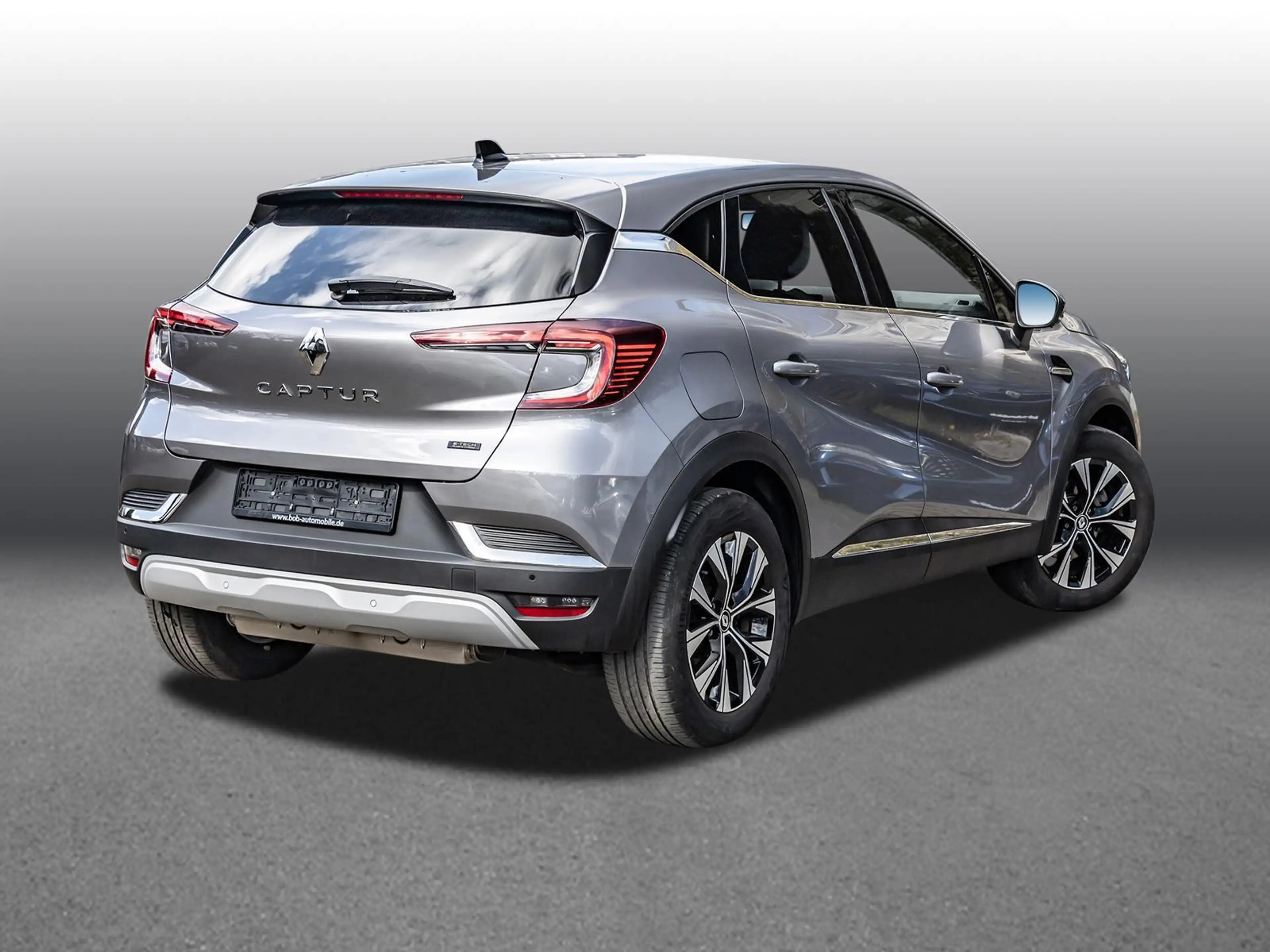 Renault Captur TECHNO E-TECH Plug-in 160 NAVI SHZ PDC — photo 2