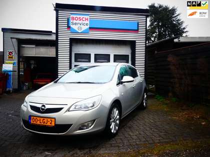 Opel Astra 1.6 Cosmo Automaat Airco 5-drs Cruise Control Acti