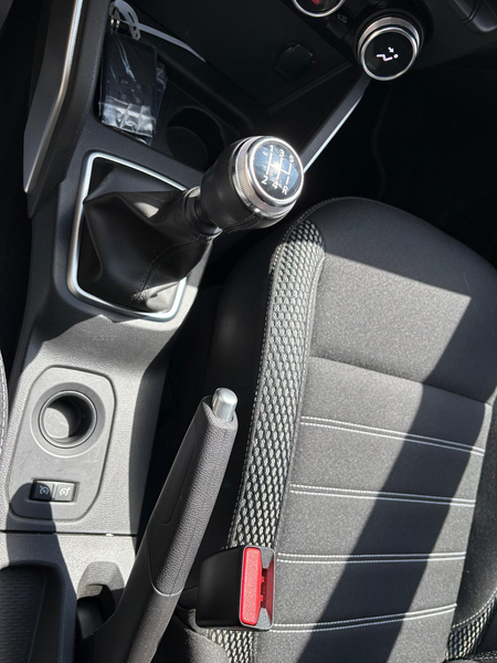 Dacia Duster SCe 115 2WD Prestige — photo 15