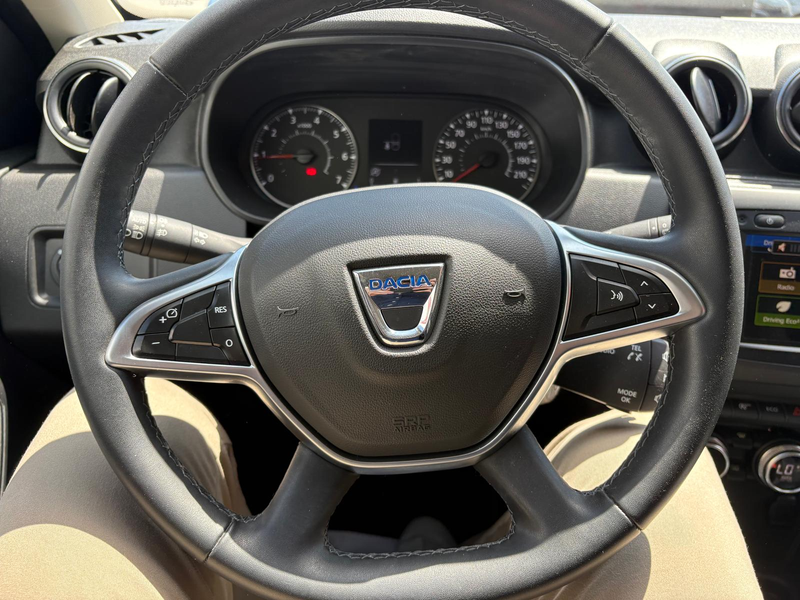 Dacia Duster SCe 115 2WD Prestige — photo 11