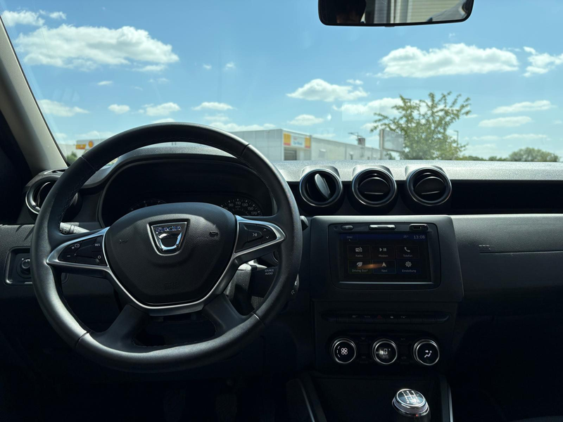 Dacia Duster SCe 115 2WD Prestige — photo 8