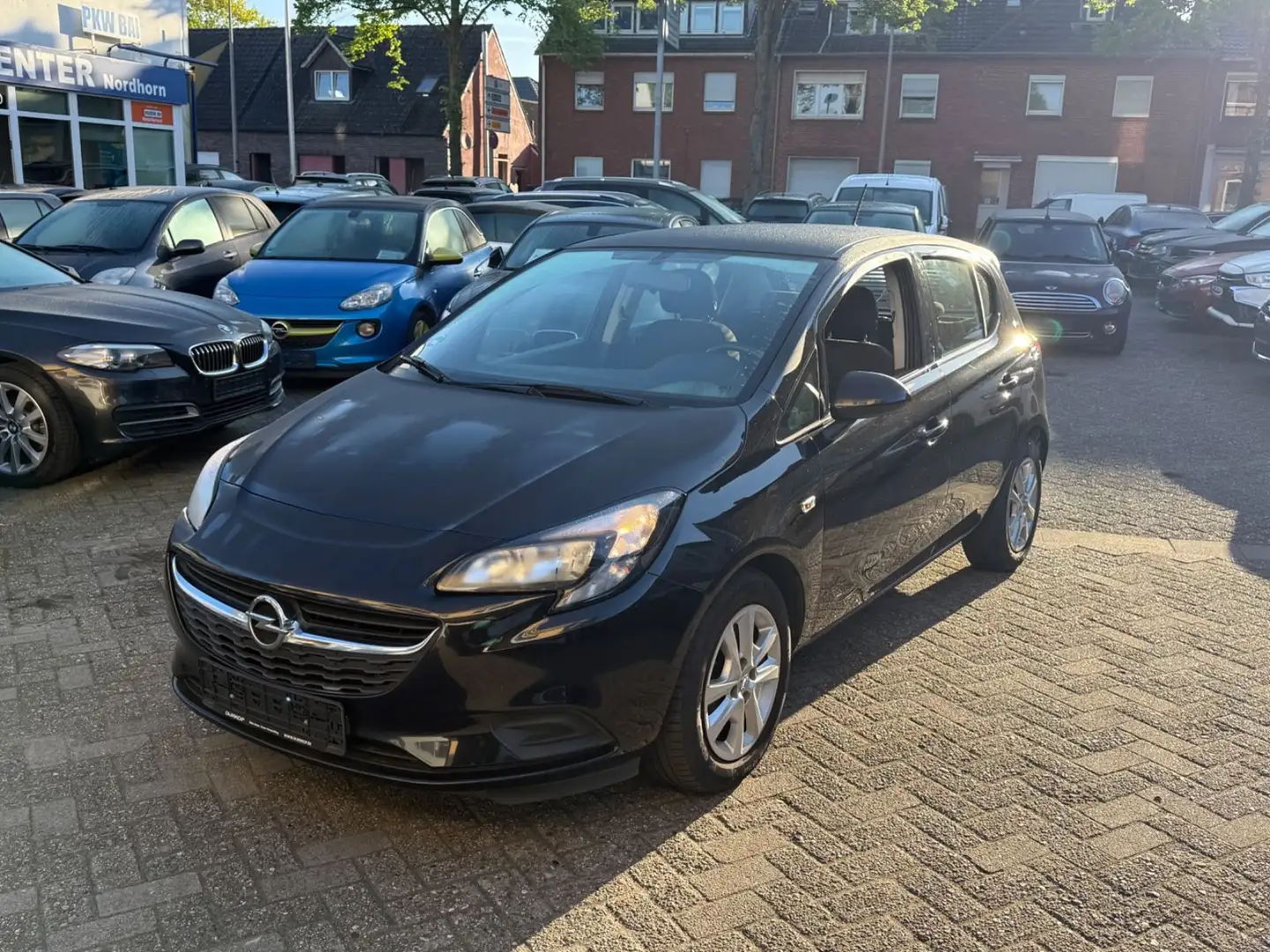 Opel Corsa E Edition*MFL*TEMPOMAT*** Zwart - 1
