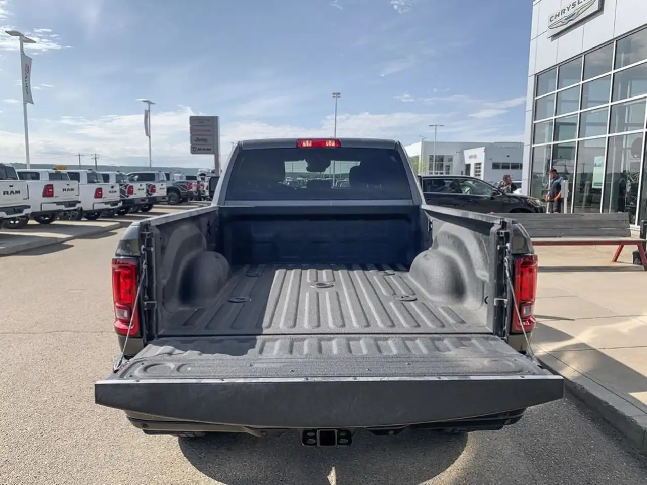 RAM 3500 снимка RAM 3500
