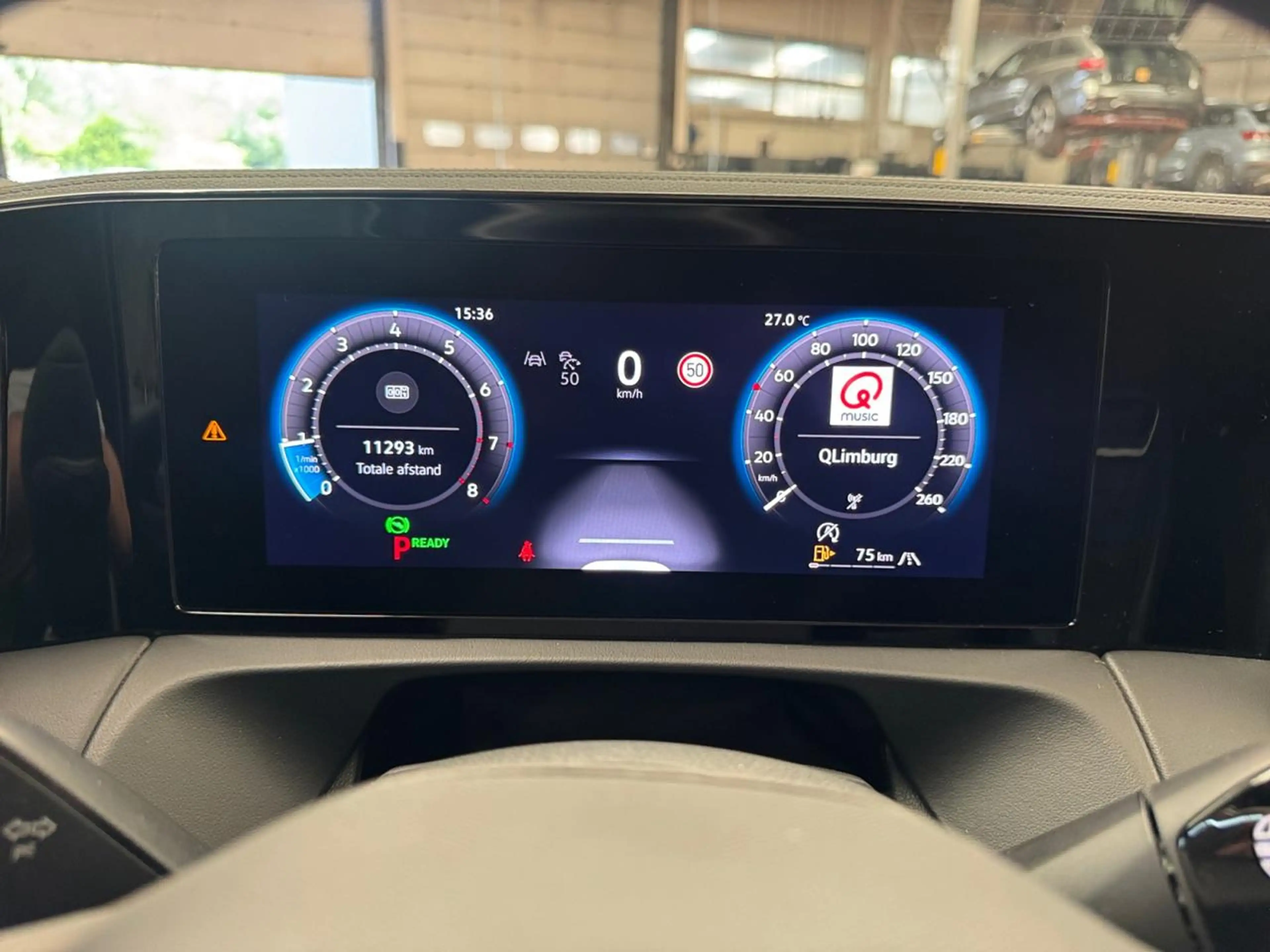 Volkswagen Tiguan 1.5 eTSI mHEV ACT R-Line OPF DSG — photo 14