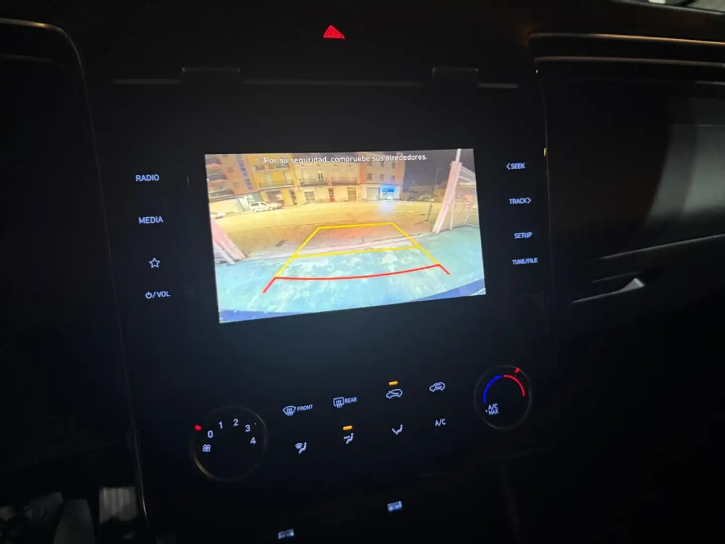 Hyundai TUCSON 1.6 TGDI Maxx 4x2 Grijs - 2