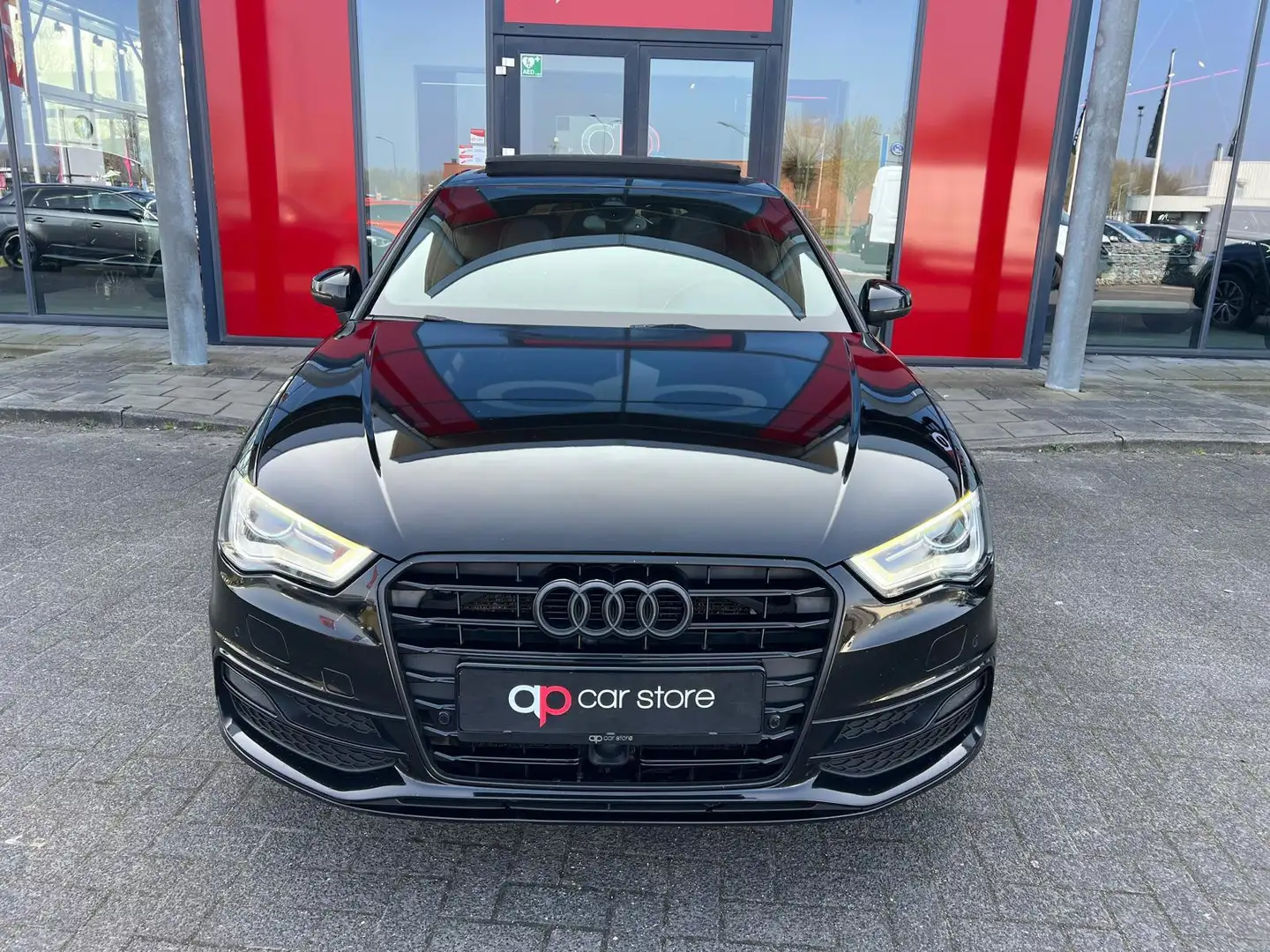 Audi A3 Sportback 1.8 TFSI Pro S Line -Panorama Noir - 2