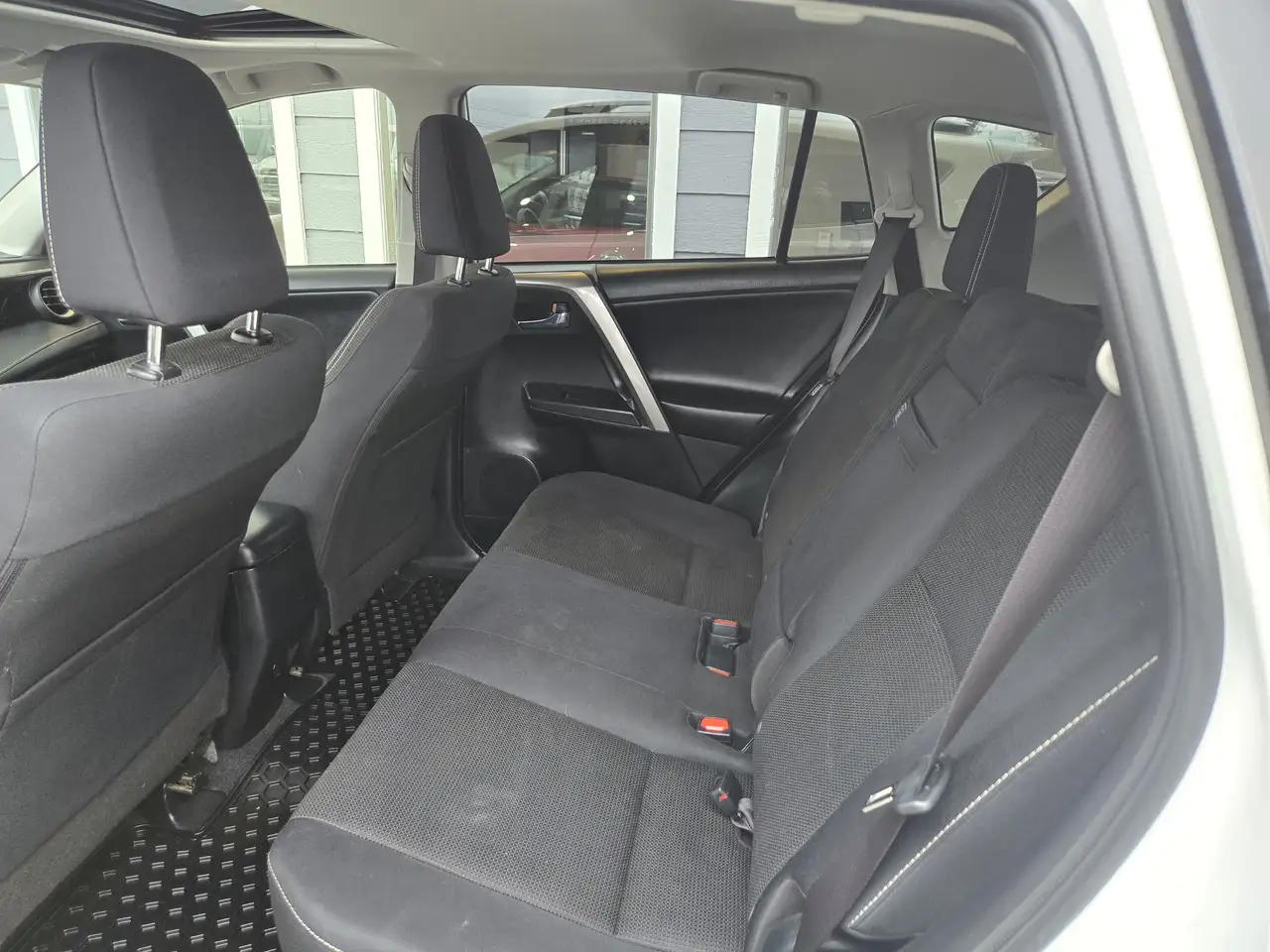 Toyota RAV 4 снимка Toyota RAV 4