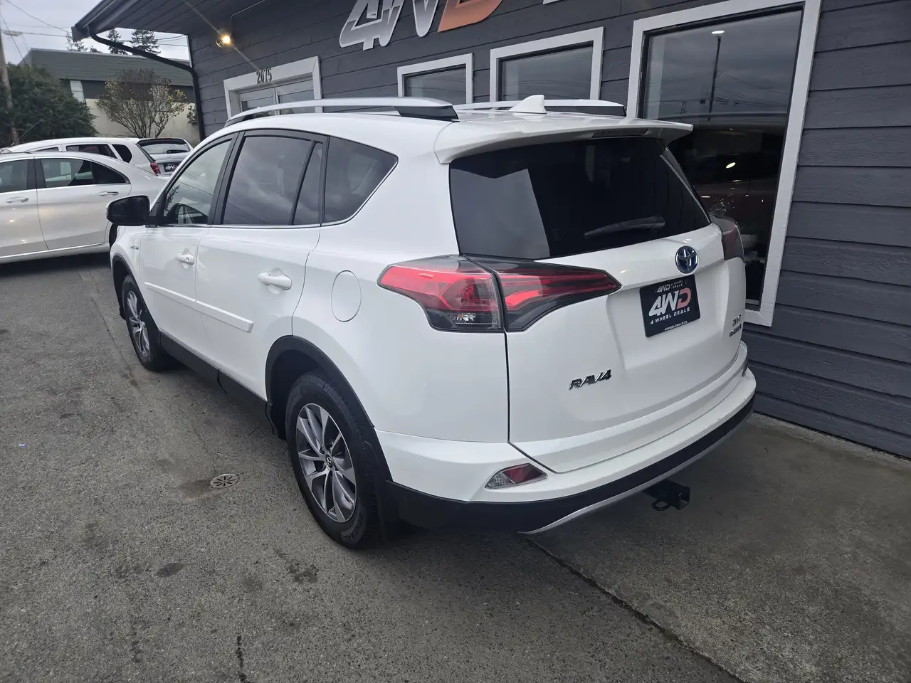 Toyota RAV 4 снимка Toyota RAV 4