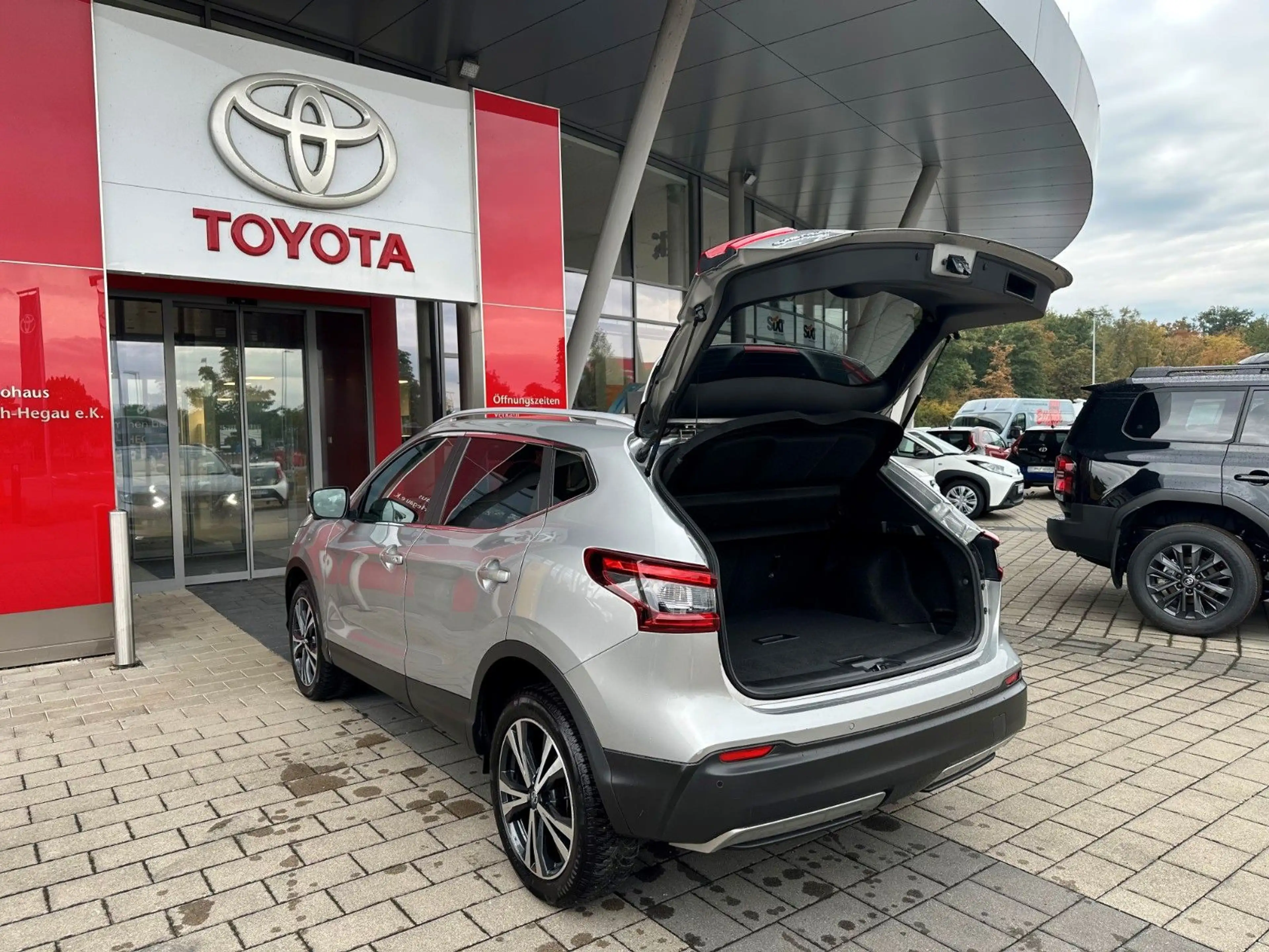 Nissan Qashqai N-Connecta, NAVI, PANORAMA, KAMERA — photo 7