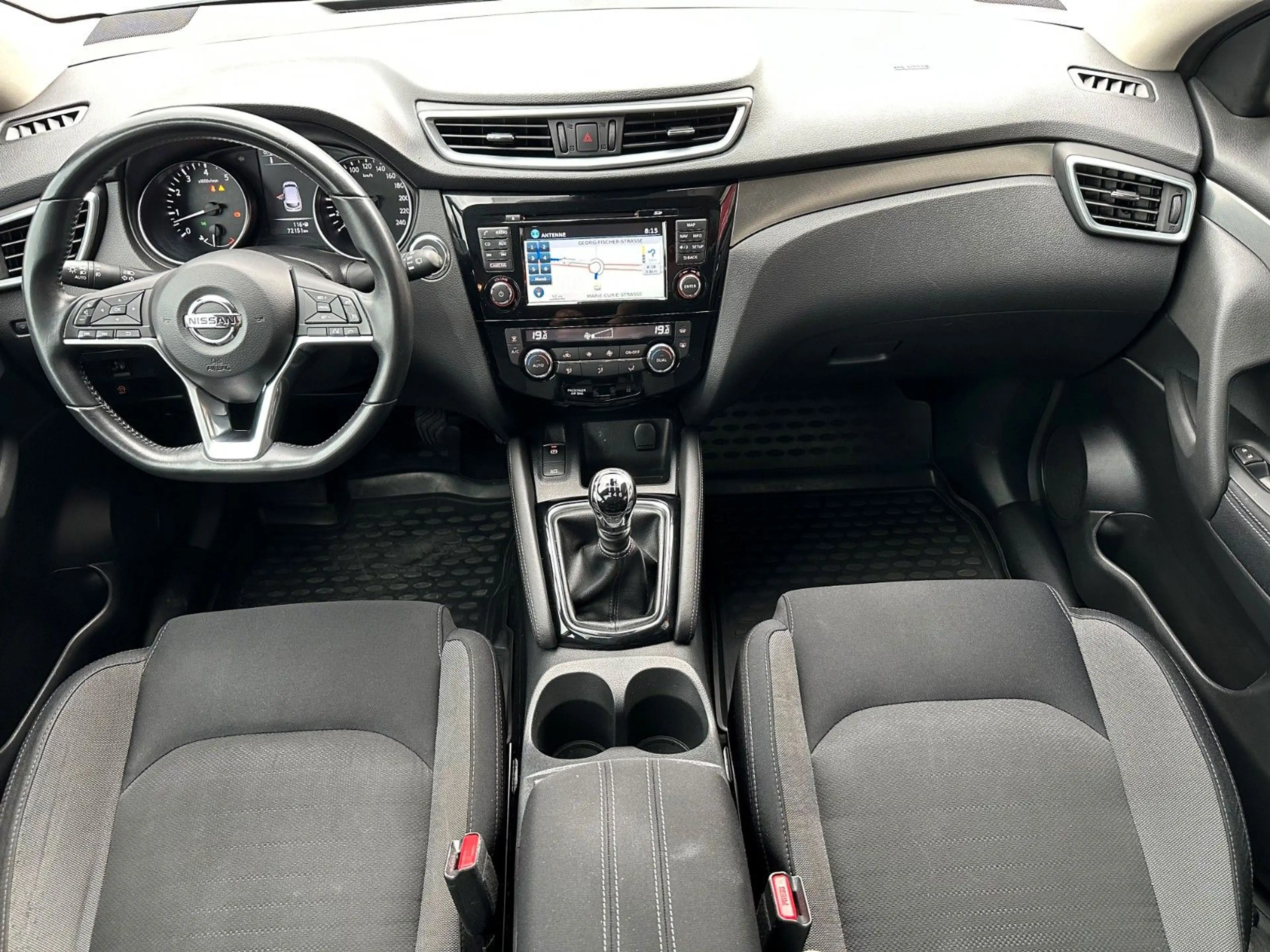 Nissan Qashqai N-Connecta, NAVI, PANORAMA, KAMERA — photo 10
