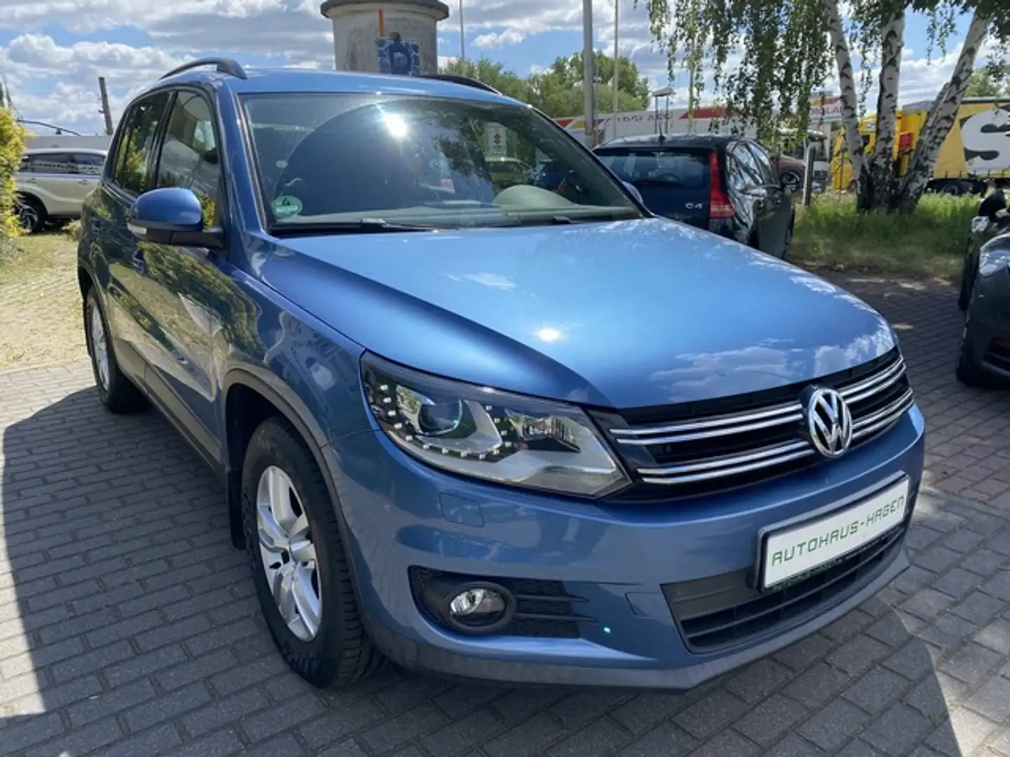 Volkswagen Tiguan Trend  Fun 4Motion DCC Xenon AHK SR+WR Blau - 2