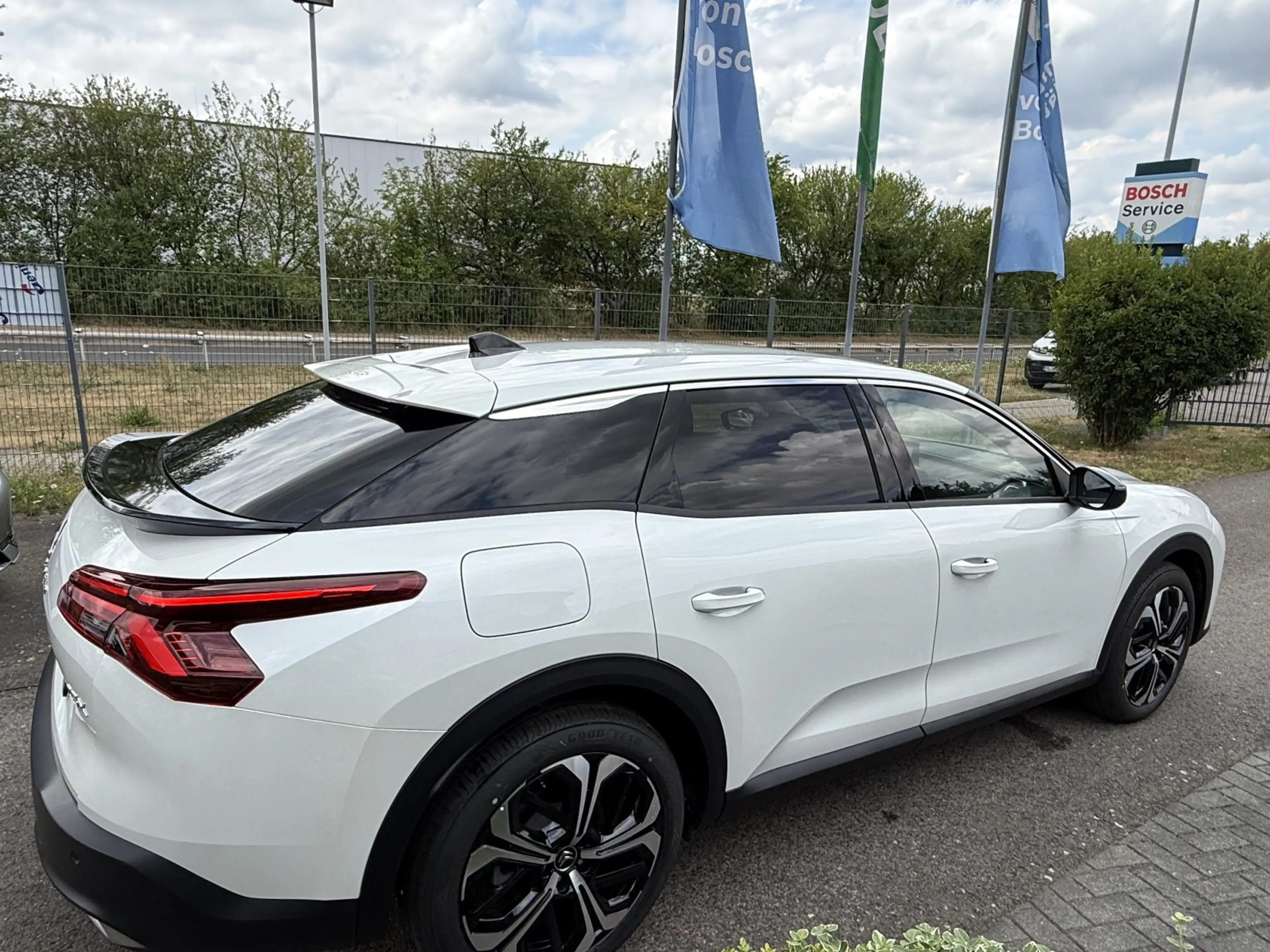 Citroen C5 X 1.2 Mild-Hybrid 145 Plus — photo 5