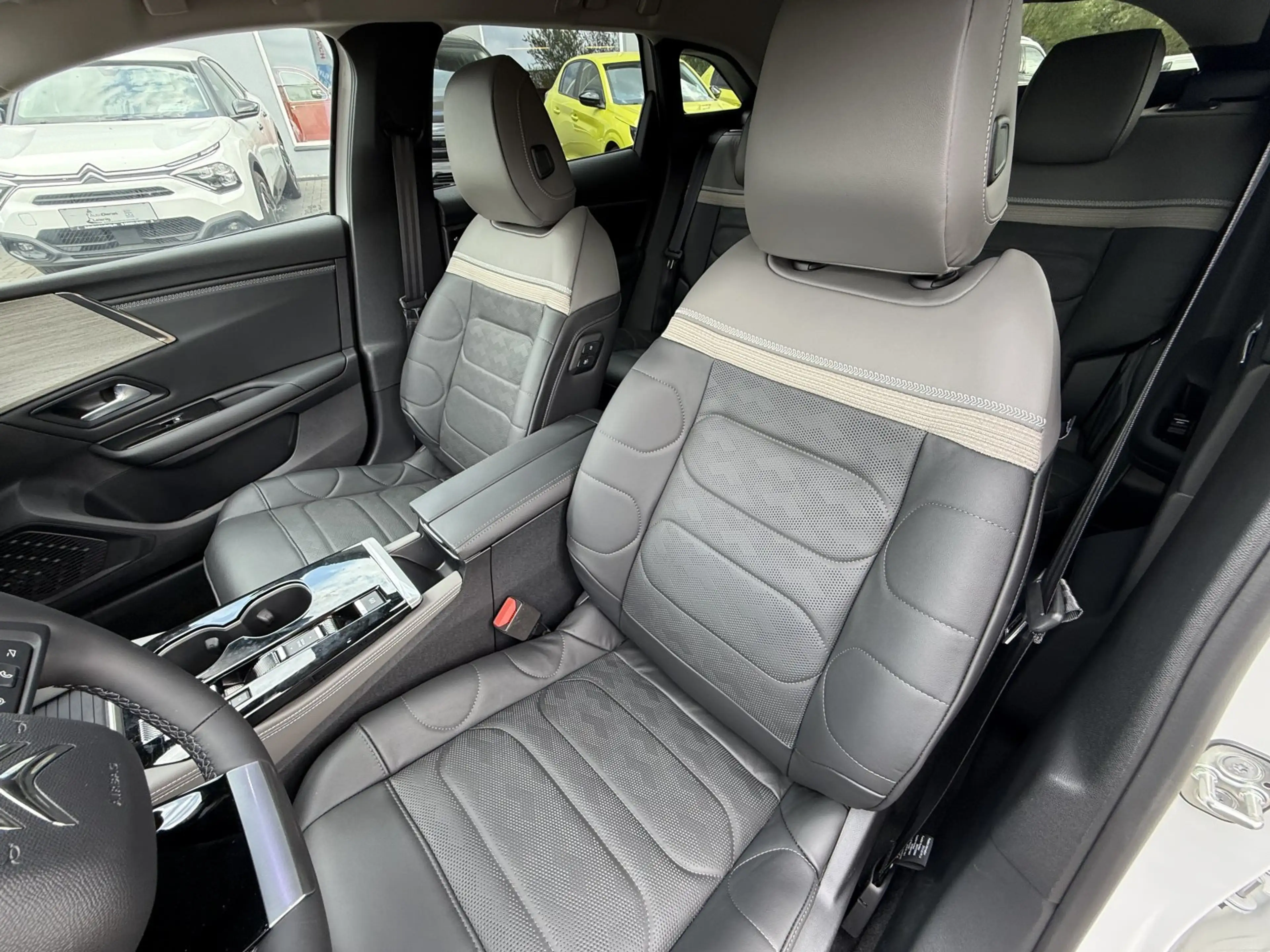 Citroen C5 X 1.2 Mild-Hybrid 145 Plus — photo 12