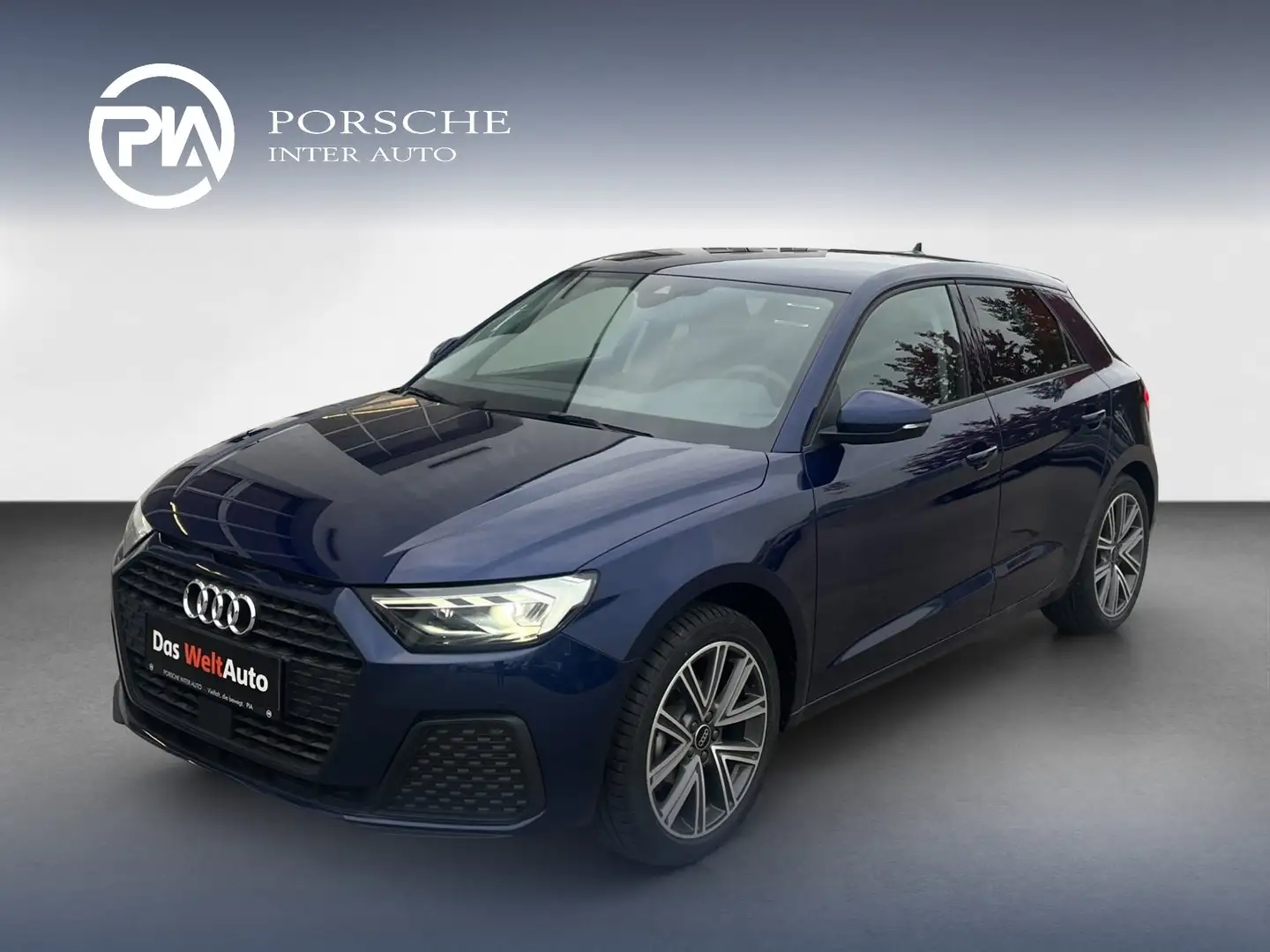 Audi A1 25 TFSI intense Blau - 1