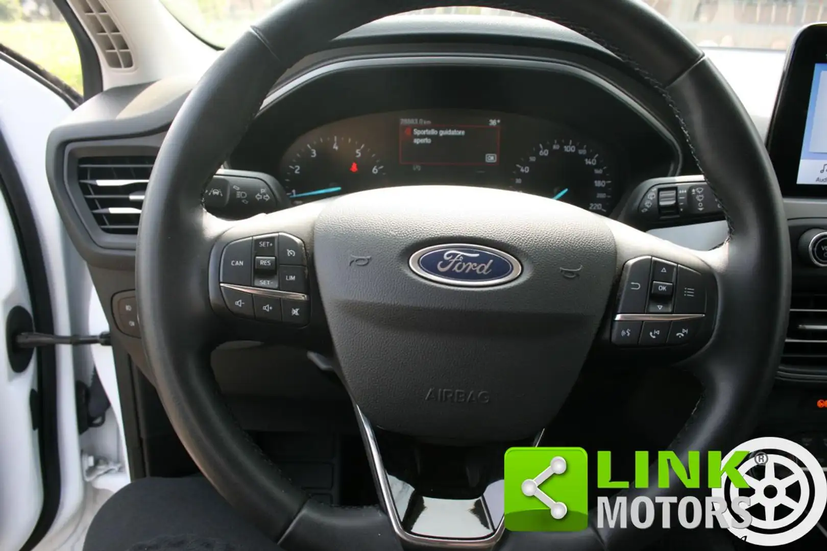 Ford Focus 1.0 EcoBoost Hybrid 125 CV 5p. Active Style Bianco - 2