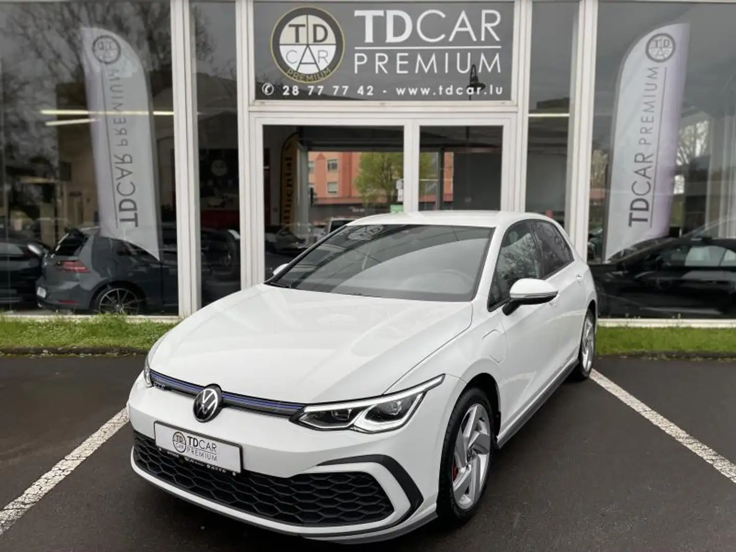 Volkswagen Golf 8 GTE 1.4 TSI 245CV DSG Blanc - 1