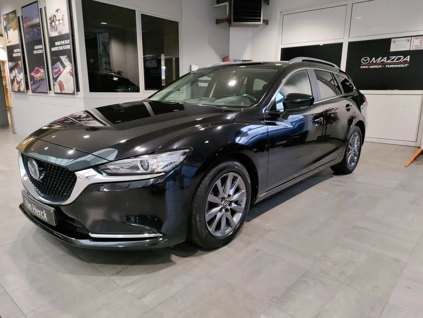 Mazda 6 2.0 SKYACTIV-G SkyDrive Zwart - 1