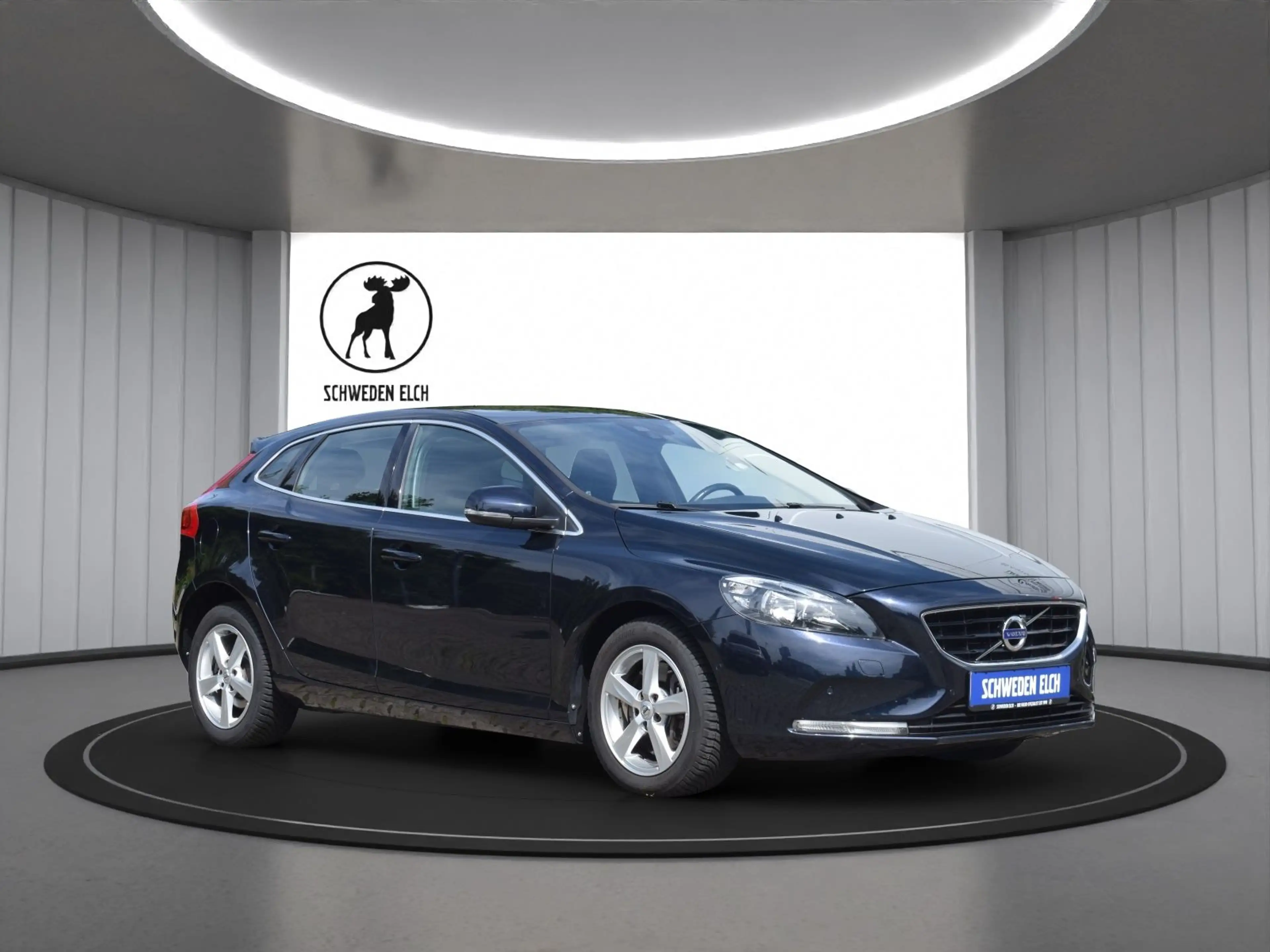 Volvo V40 D4/DIGI/NAVI/PDC/AUTOMATIK/ANGEBOT 2,49% — photo 2