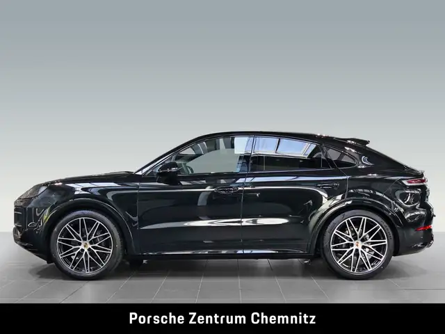 Porsche Cayenne view 2