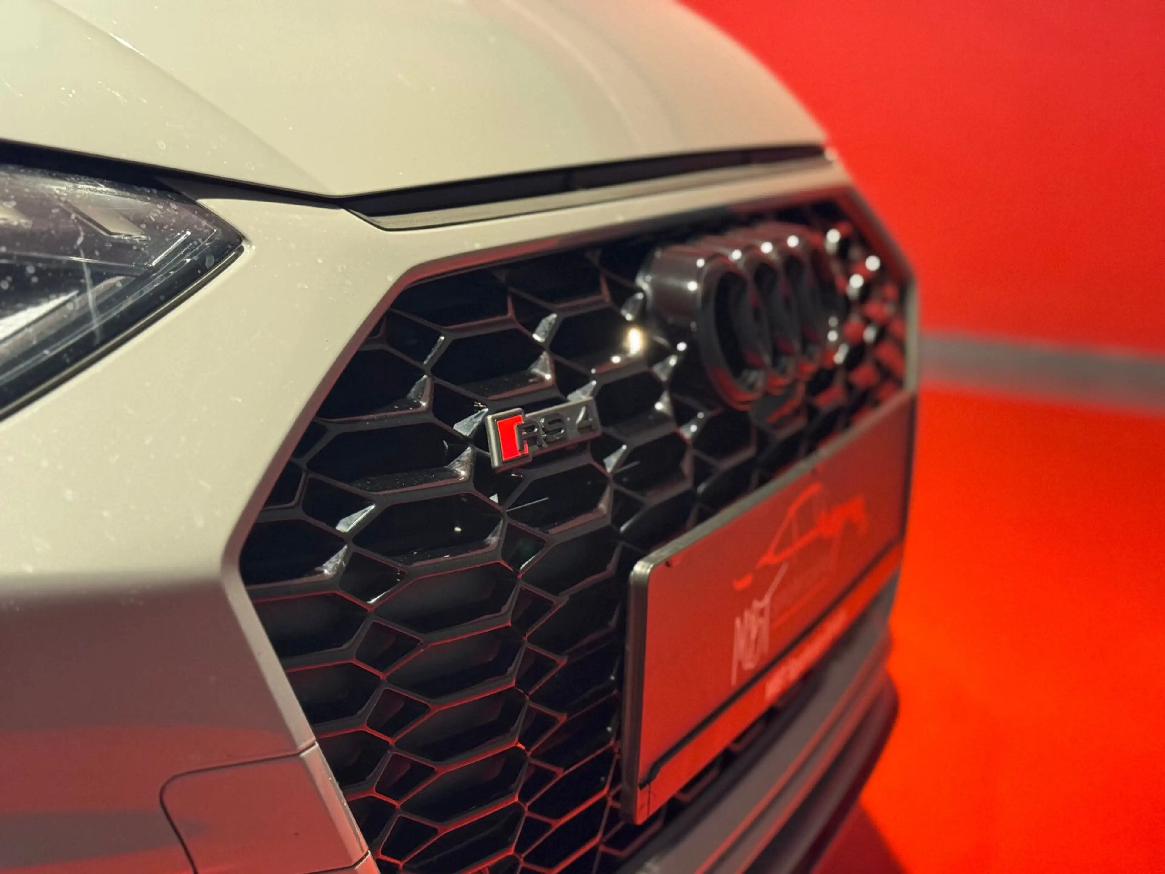 Audi RS4 /2.9 TFSI/450 PS/QUATTRO/2.HAND/SERVICE/TOP!! — photo 5