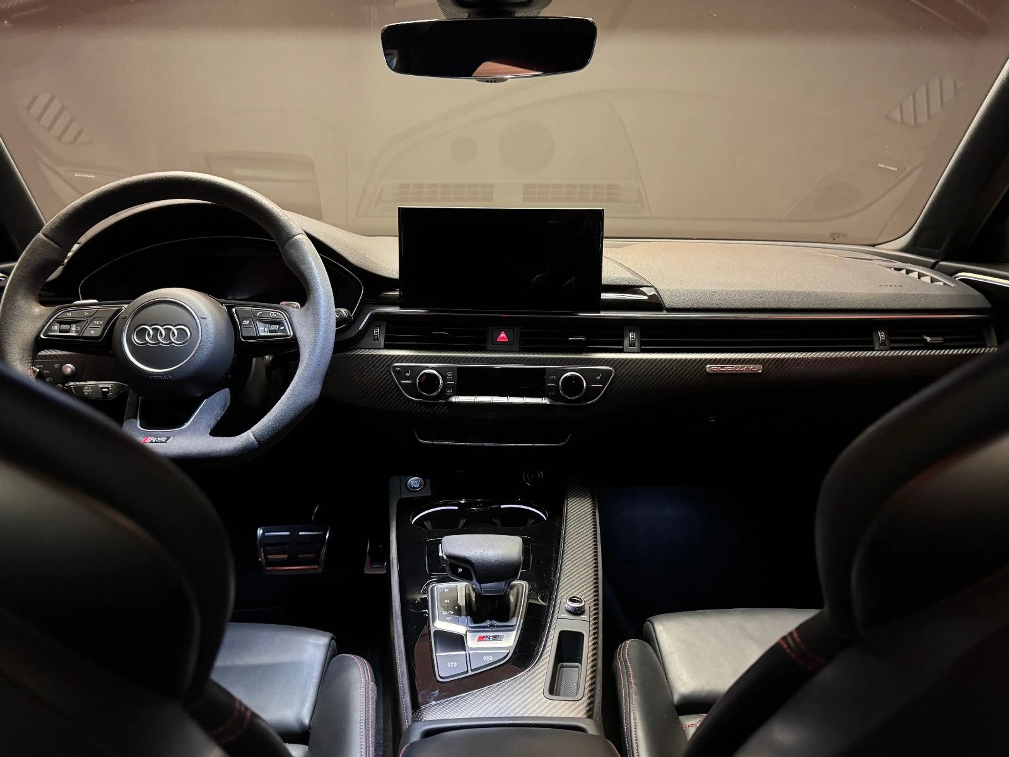 Audi RS4 /2.9 TFSI/450 PS/QUATTRO/2.HAND/SERVICE/TOP!! — photo 2