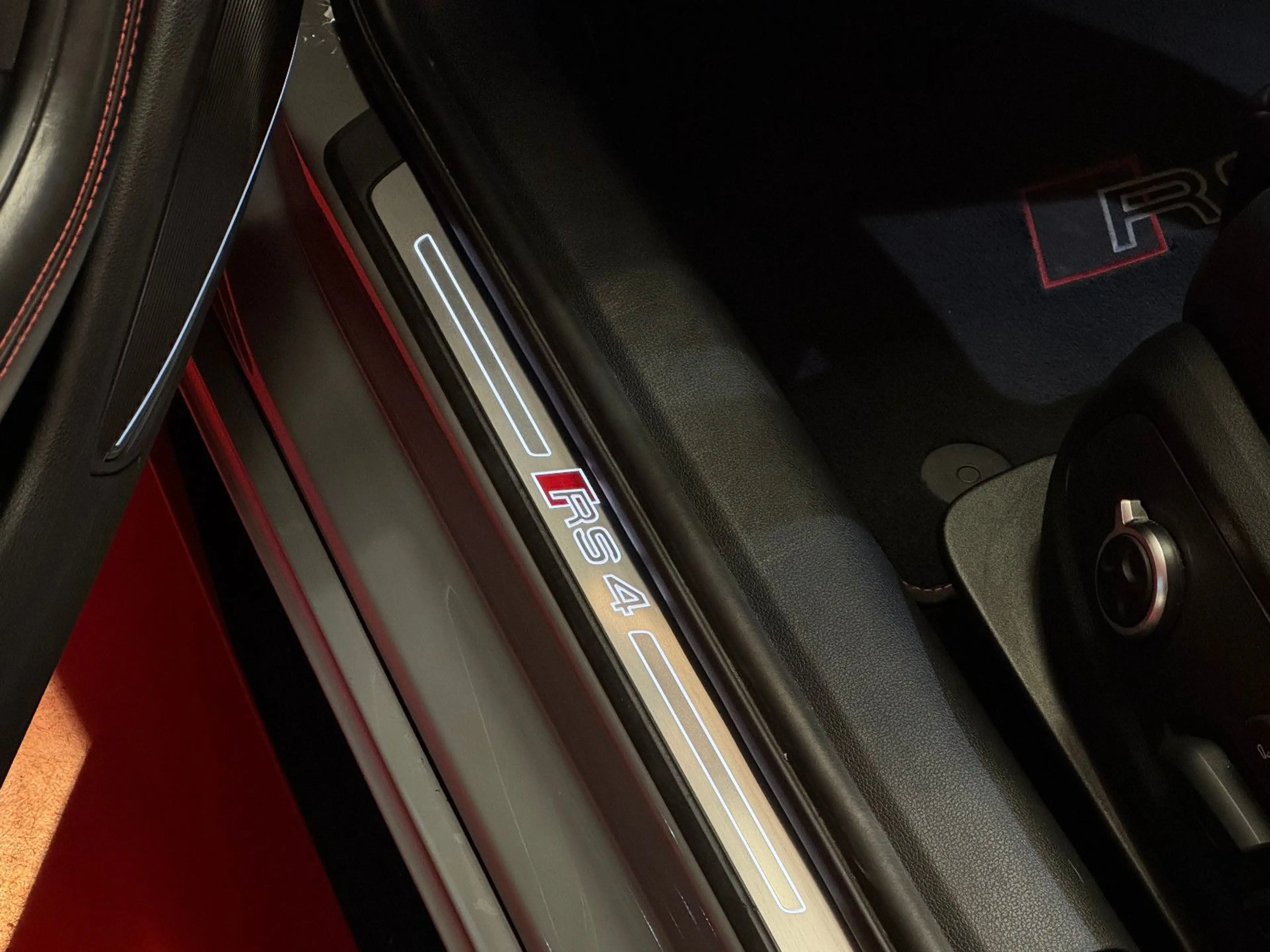 Audi RS4 /2.9 TFSI/450 PS/QUATTRO/2.HAND/SERVICE/TOP!! — photo 12
