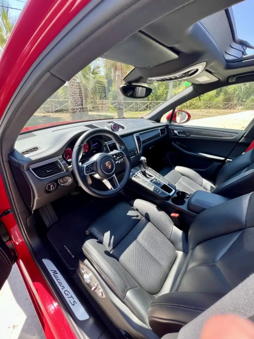 Porsche Macan GTS Aut. Rojo - 2