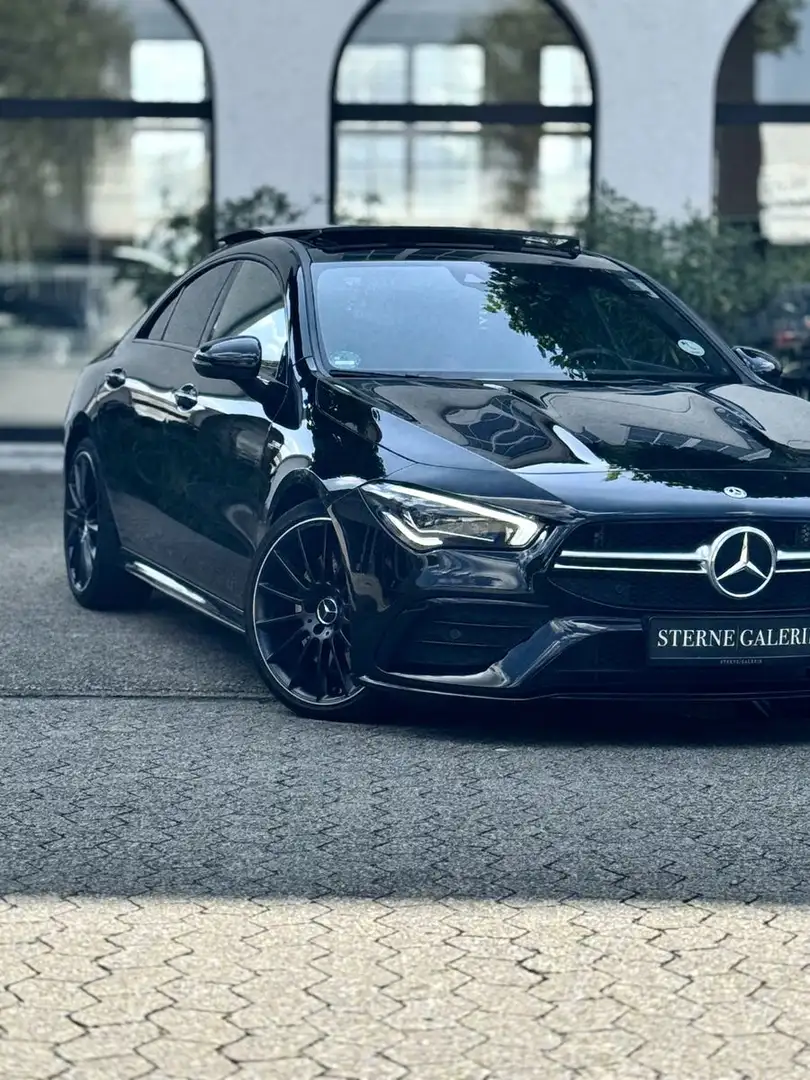Mercedes-Benz CLA 35 AMG 4MATIC/PANO/RÜCKF/MEMORY/BURM LED Bi Zwart - 2