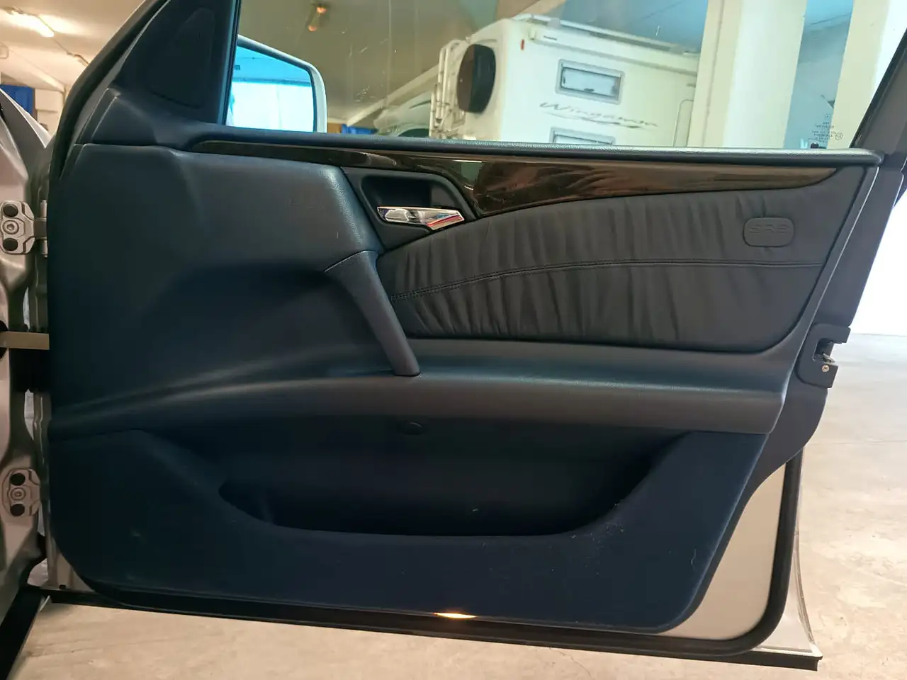 Mercedes-Benz E 200 Avantgarde 30 ANNI €25 bollo, 160€ assicurazione, foto 5
