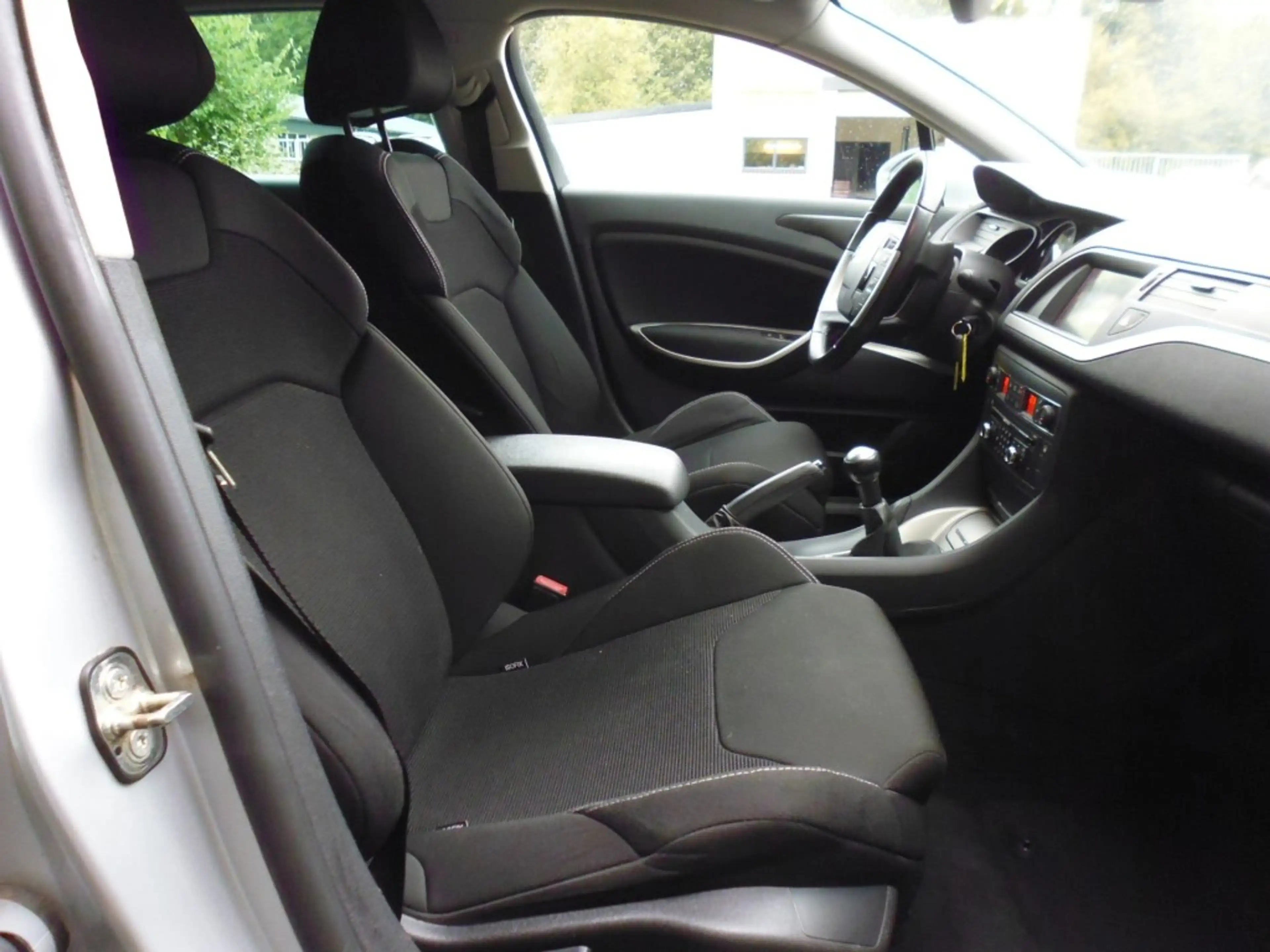 Citroen C5 Tourer 2.0 16V Ligne Business CRUISE NAVI ESP LMV — photo 11