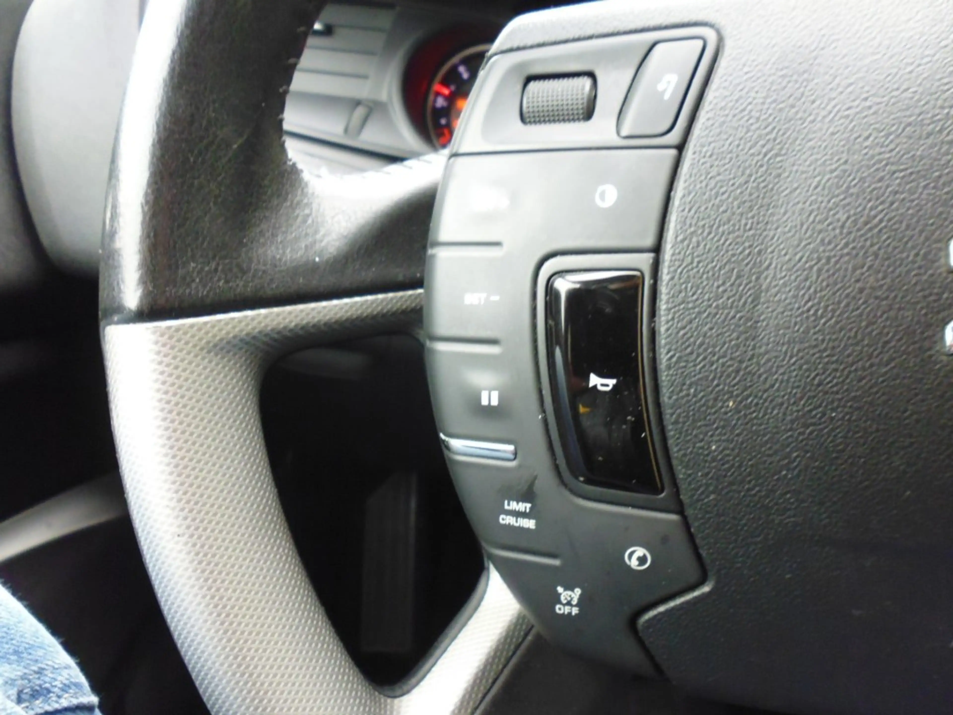 Citroen C5 Tourer 2.0 16V Ligne Business CRUISE NAVI ESP LMV — photo 8