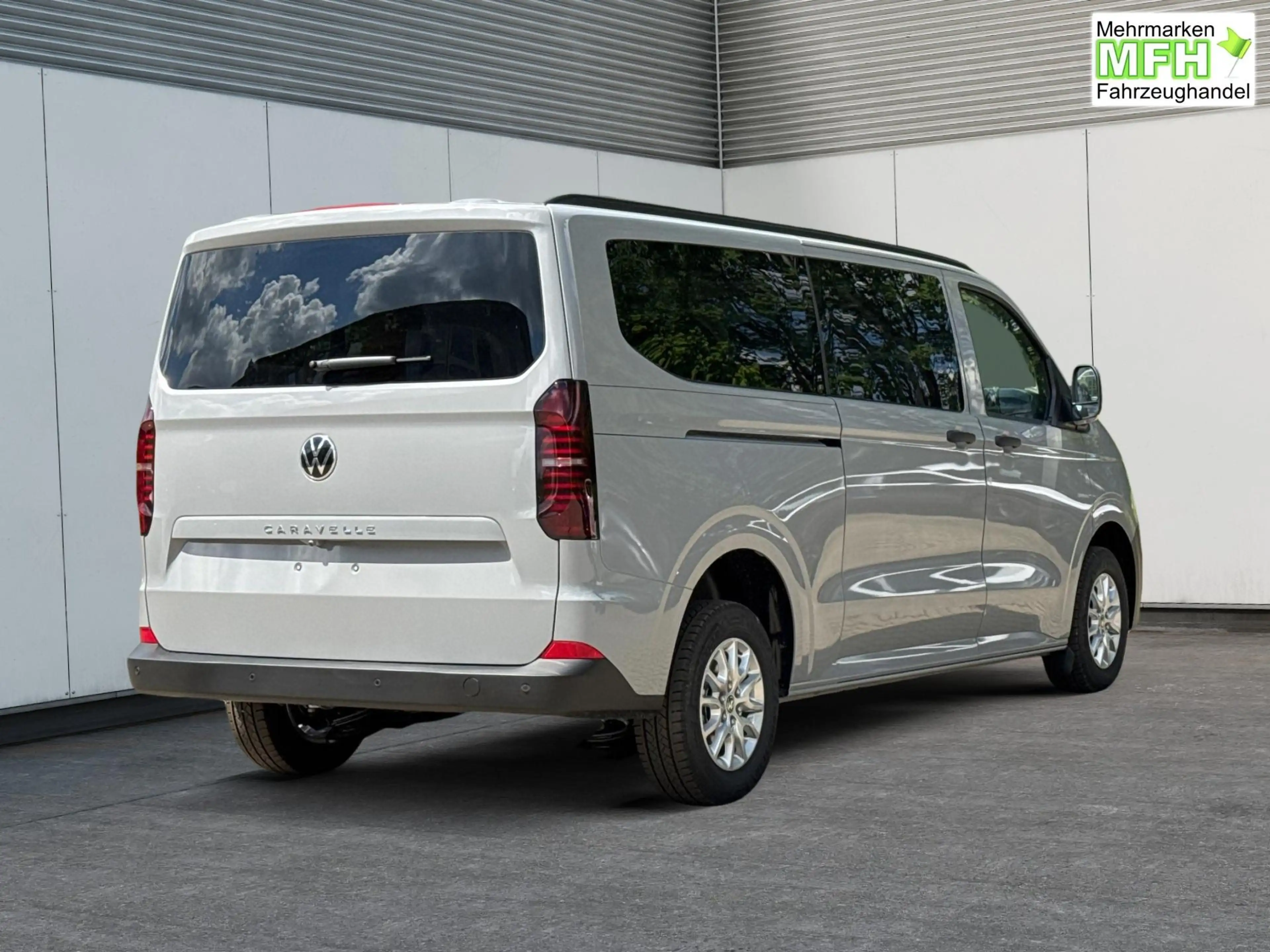 Volkswagen T7 Caravelle Basis LR 9-Sitzer+AHK+LED+KAM+PDC+SHZ+ALU+GJR 2... — photo 3