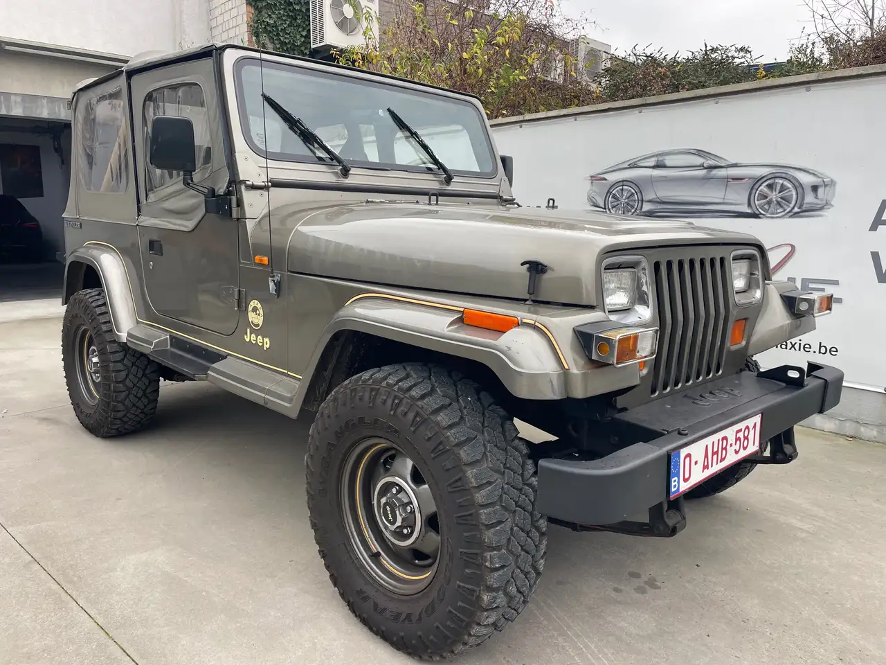 Jeep Wrangler 2.5 Essence Cabriolet 4 Places Oldtimer !!!, foto 1