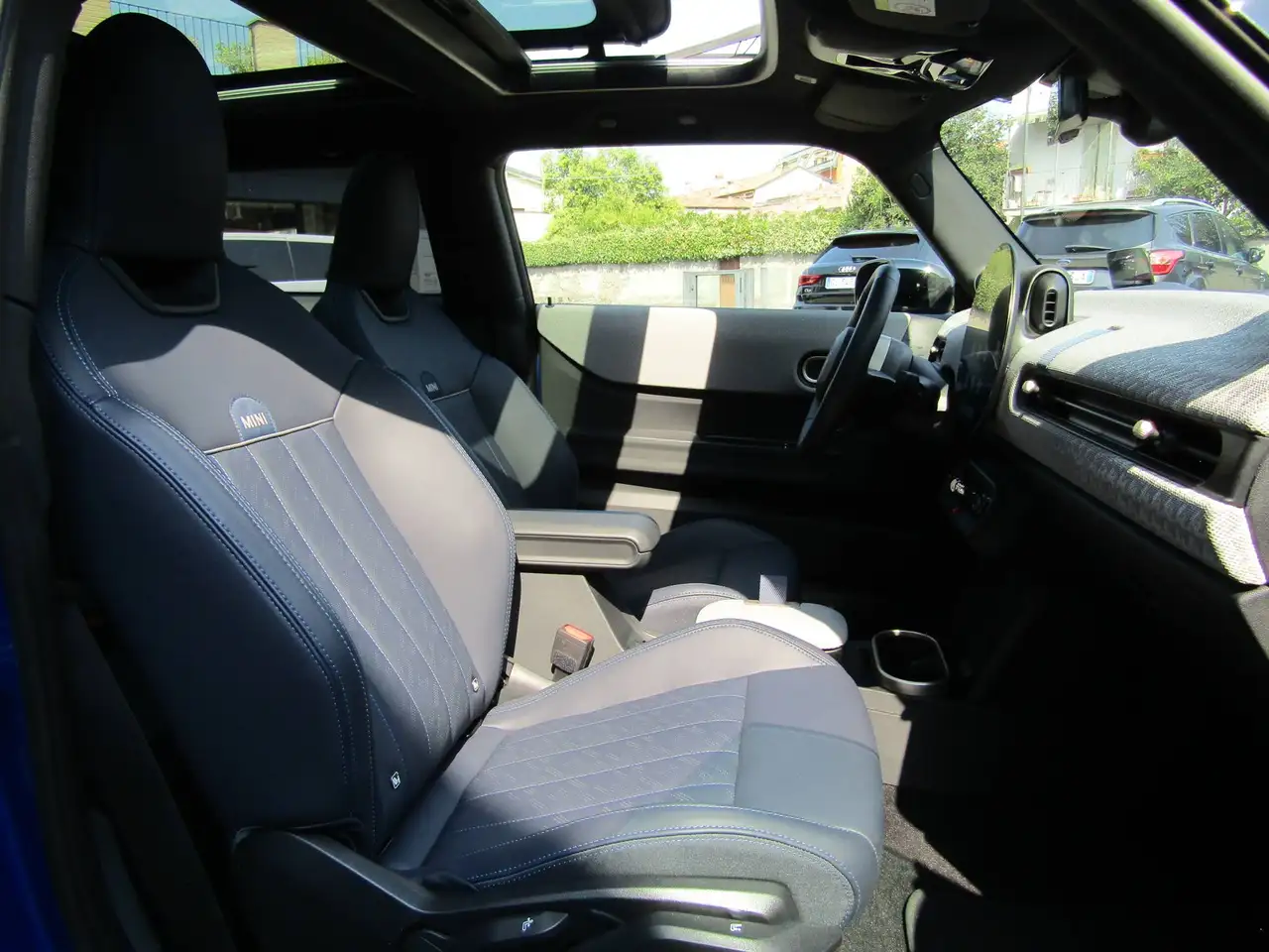 MINI Cooper 1.5 BENZ. 3 PORTE AUTO FAVOURED ,PACCHETTO L,TETTO PANORAMICO,HARMAN KARDON,CAMERA 360, миниатюра 19