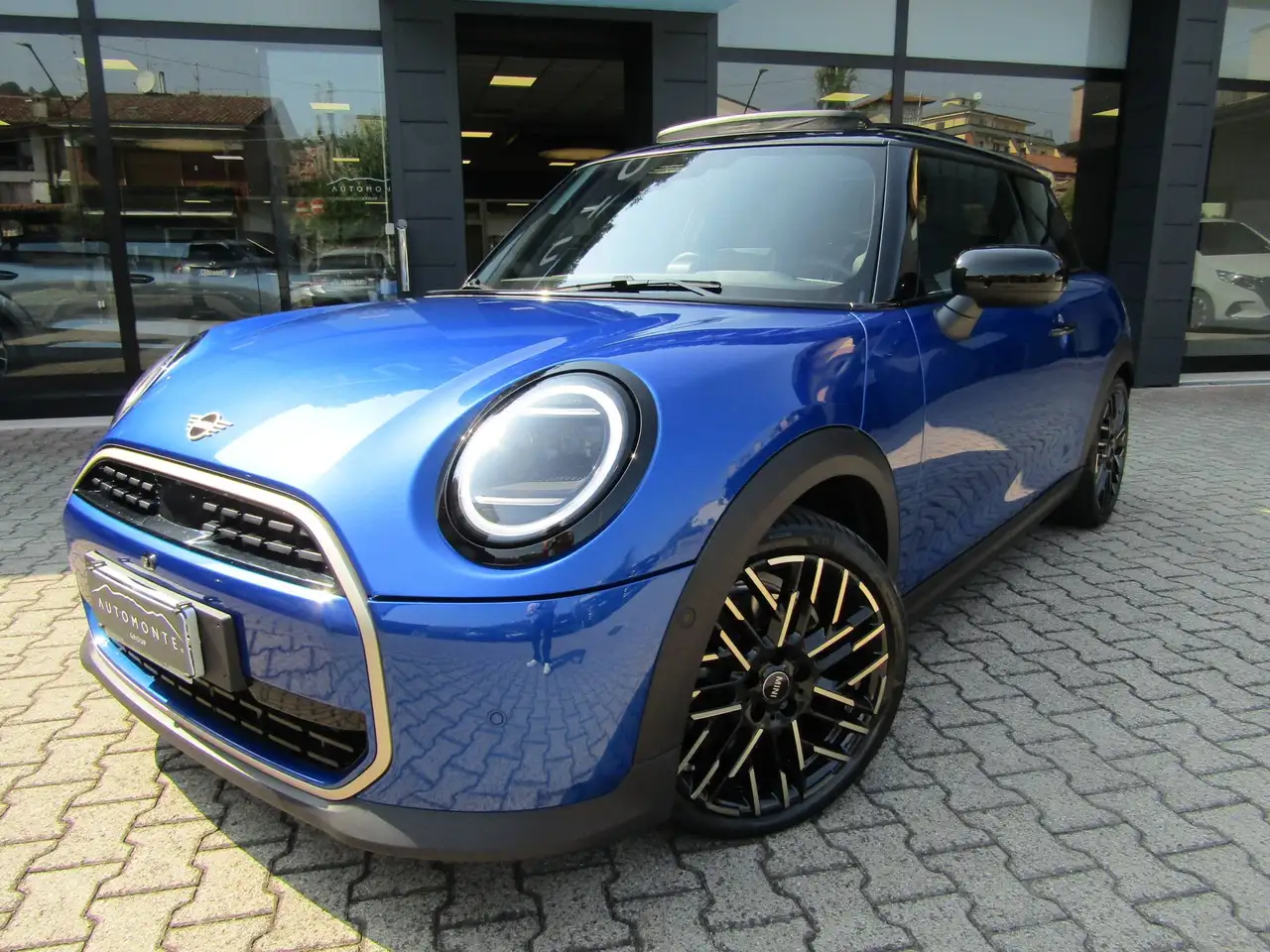 MINI Cooper 1.5 BENZ. 3 PORTE AUTO FAVOURED ,PACCHETTO L,TETTO PANORAMICO,HARMAN KARDON,CAMERA 360, миниатюра 5
