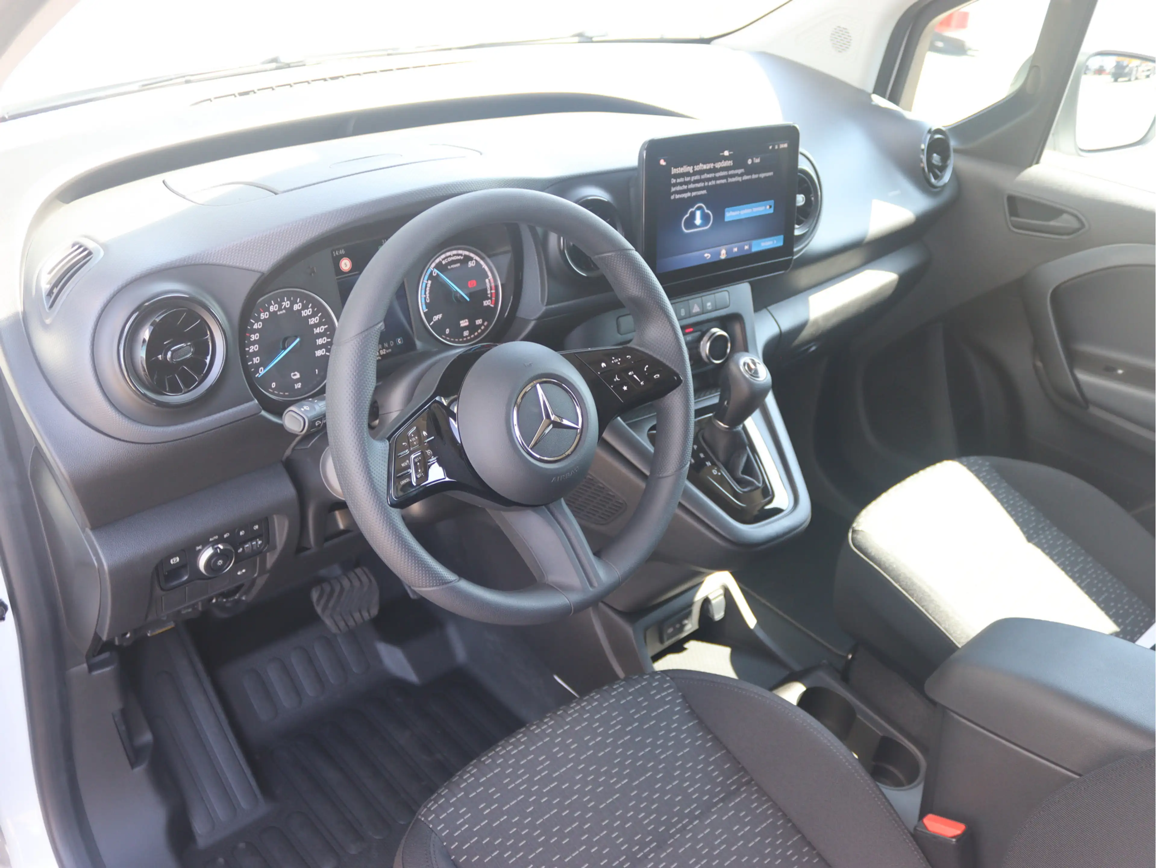 Mercedes-Benz Citan eCitan 112 Pro L1 51 kWh — photo 4