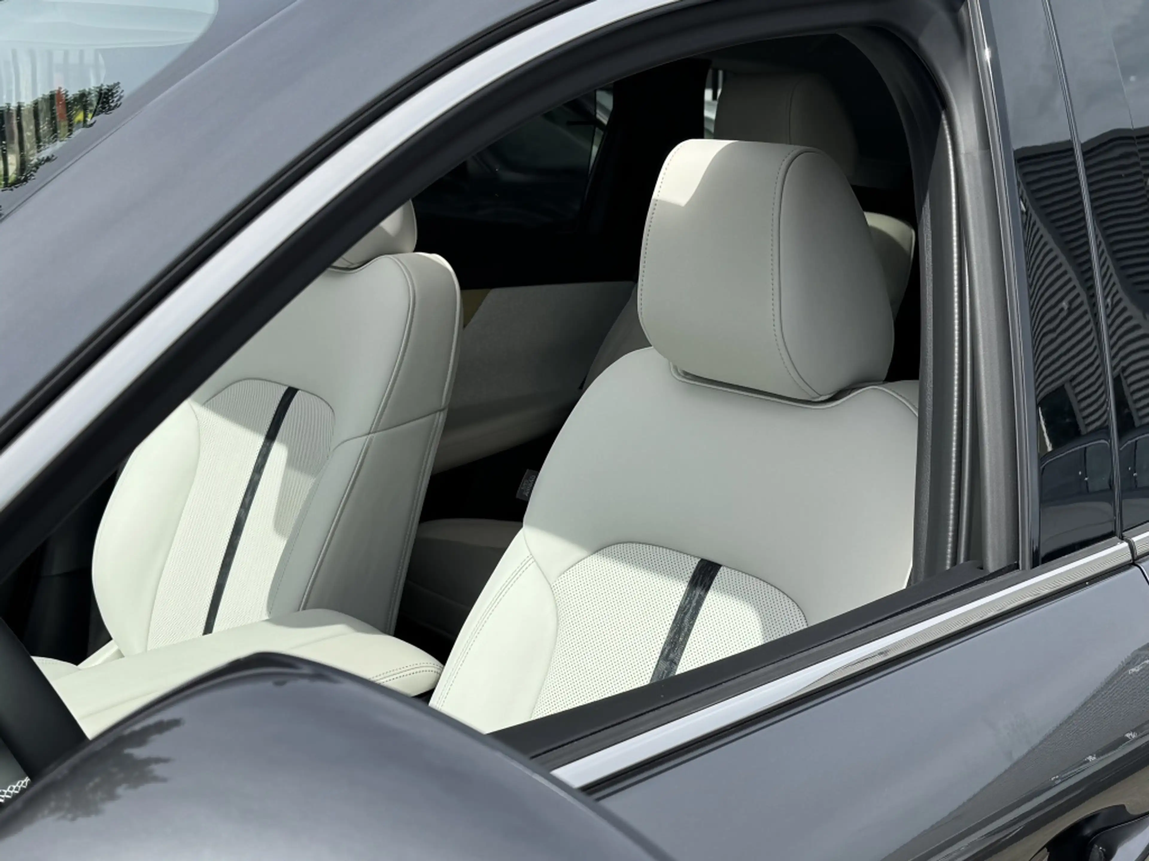 Mazda CX-80 2.5 PHEV Takumi Plus / Captain seats / GEEN KENTEK — photo 4